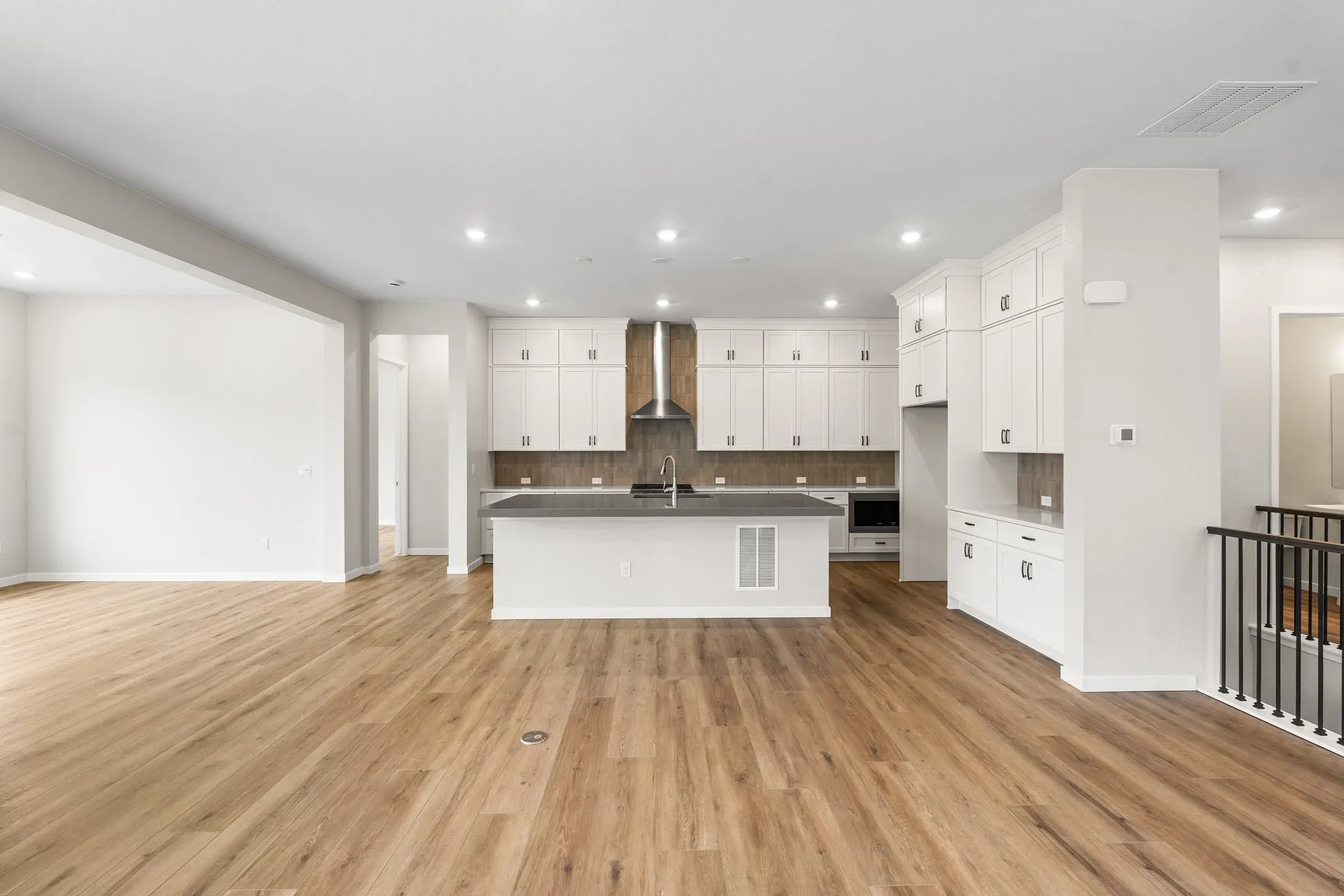 Homesite 72 Great Room, Kitchen + Dining