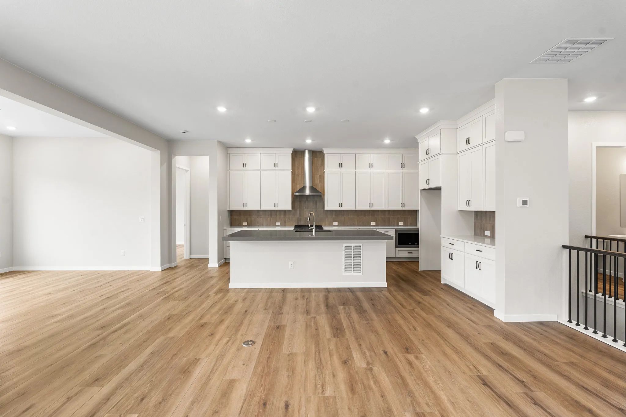 Homesite 72 Great Room, Kitchen + Dining