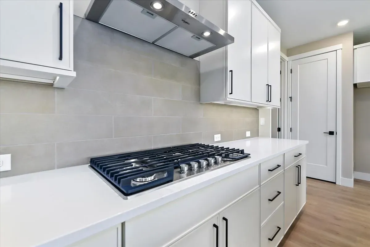Valnova Affirm HS 1216 Kitchen