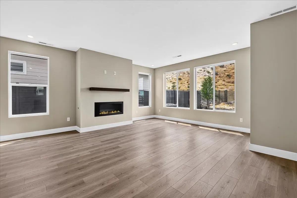 Valnova Symphony HS 1124 Living Room