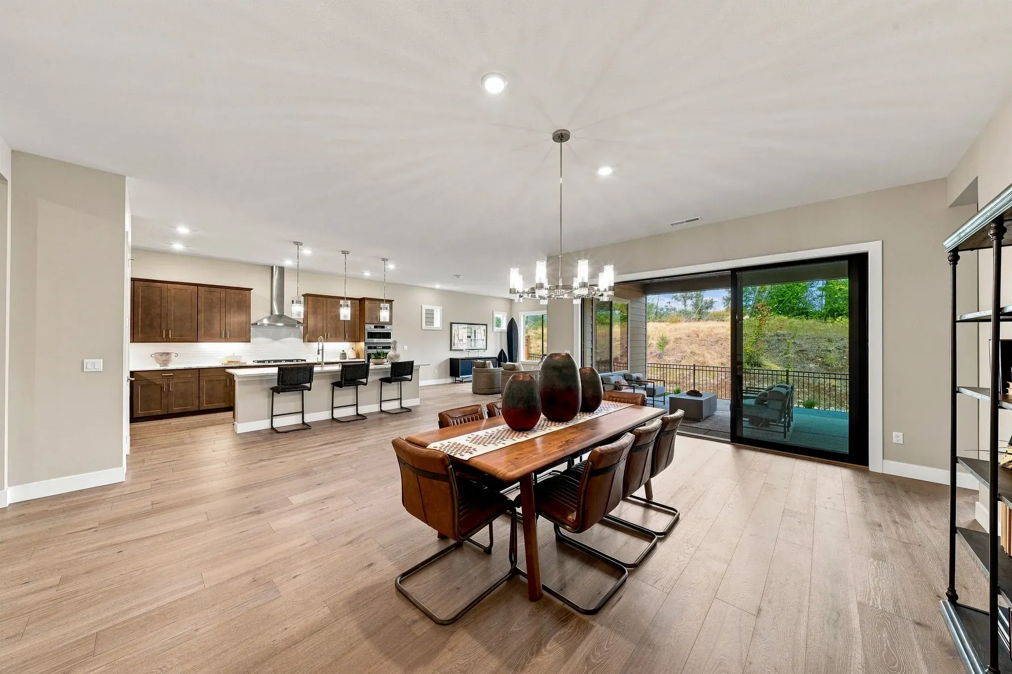 `Dining Room & Kitchen