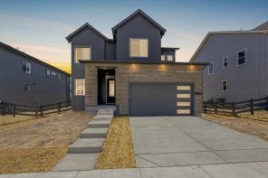 6513 Bridlespur Street (4074 Corbett)