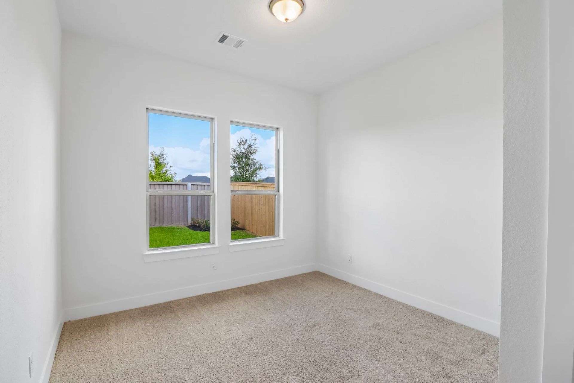 Homesite 6508 Bed 2