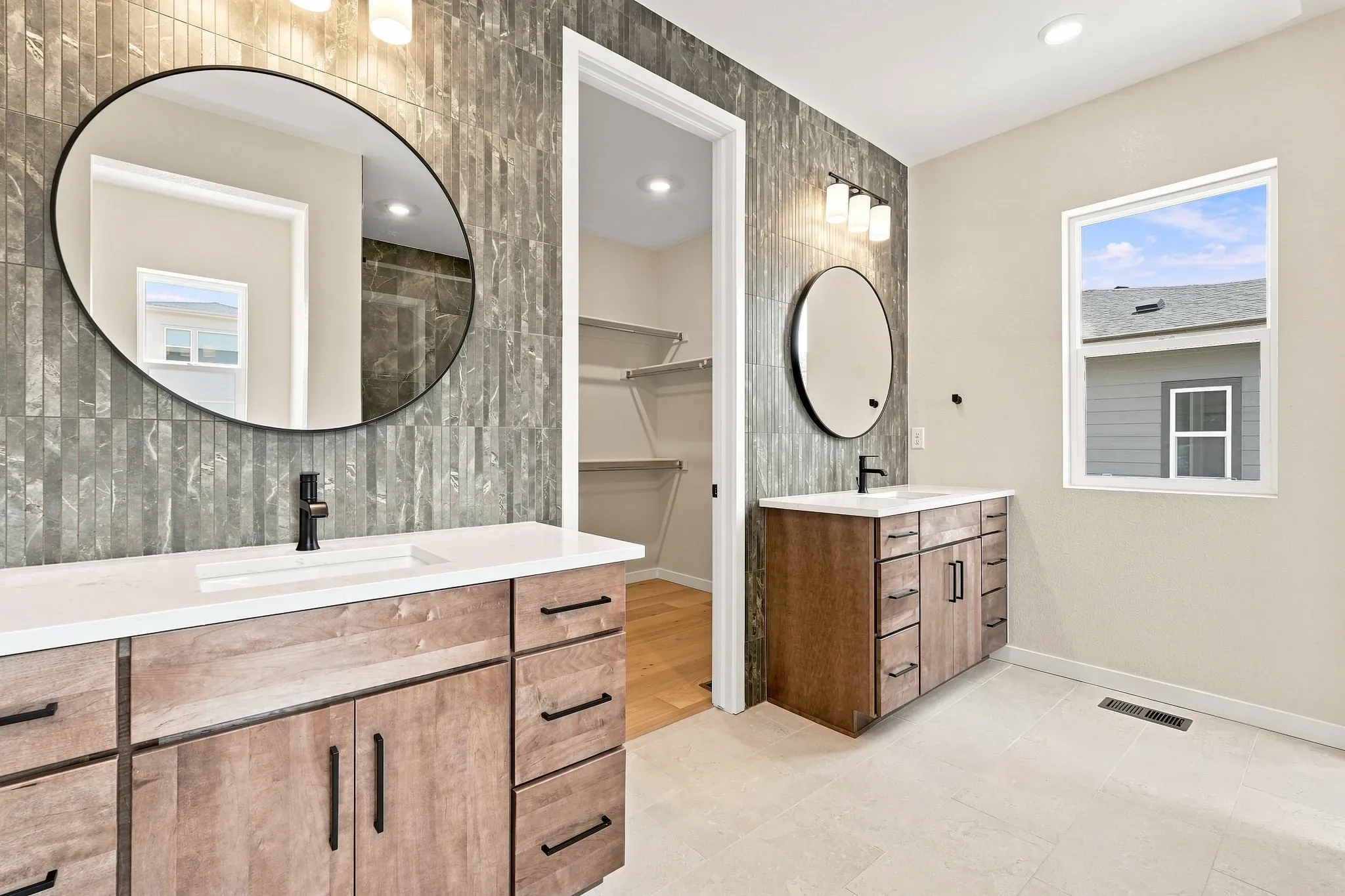 Homesite 8 Primary Bath