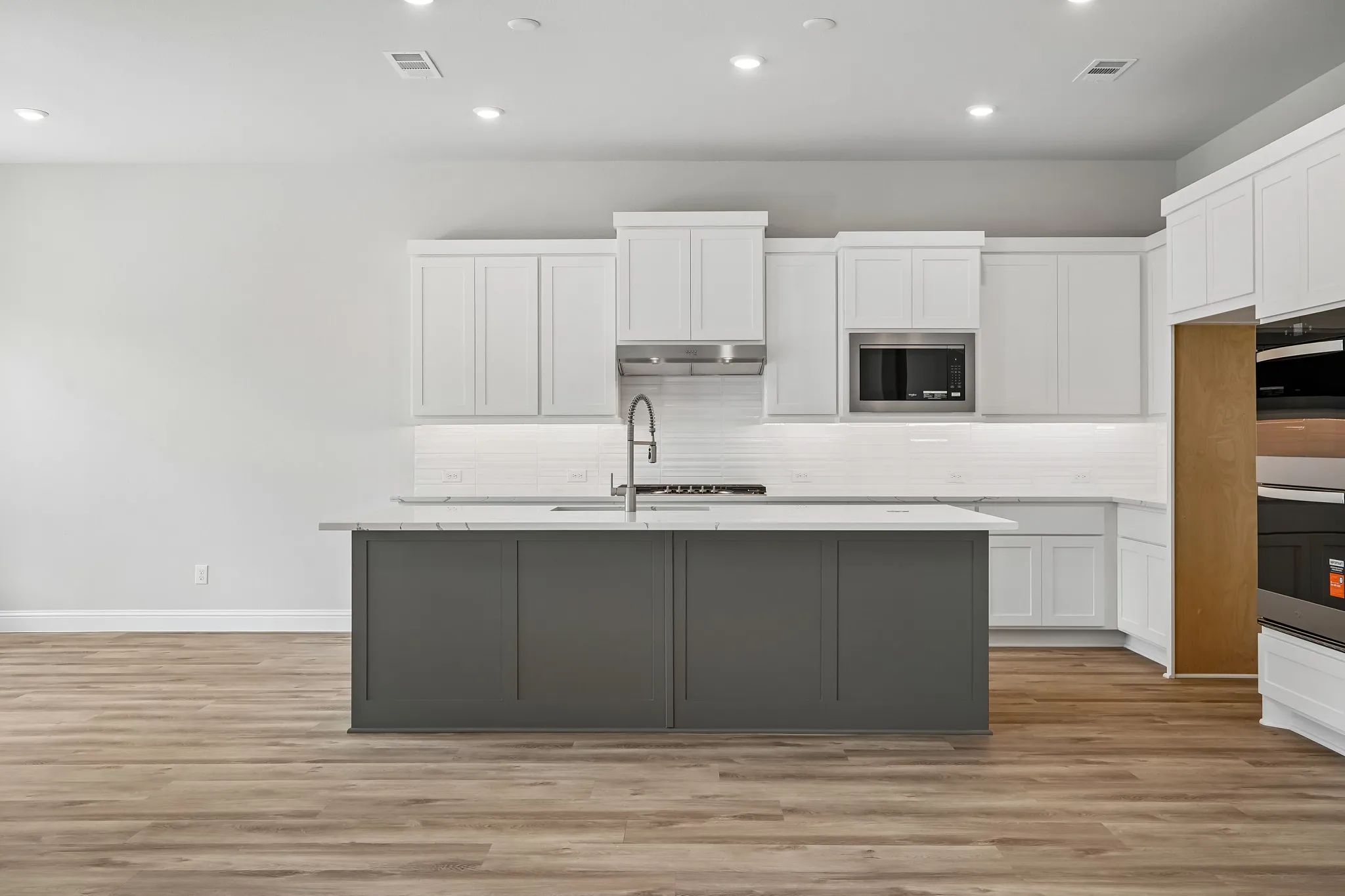 Homesite 0702 Kitchen