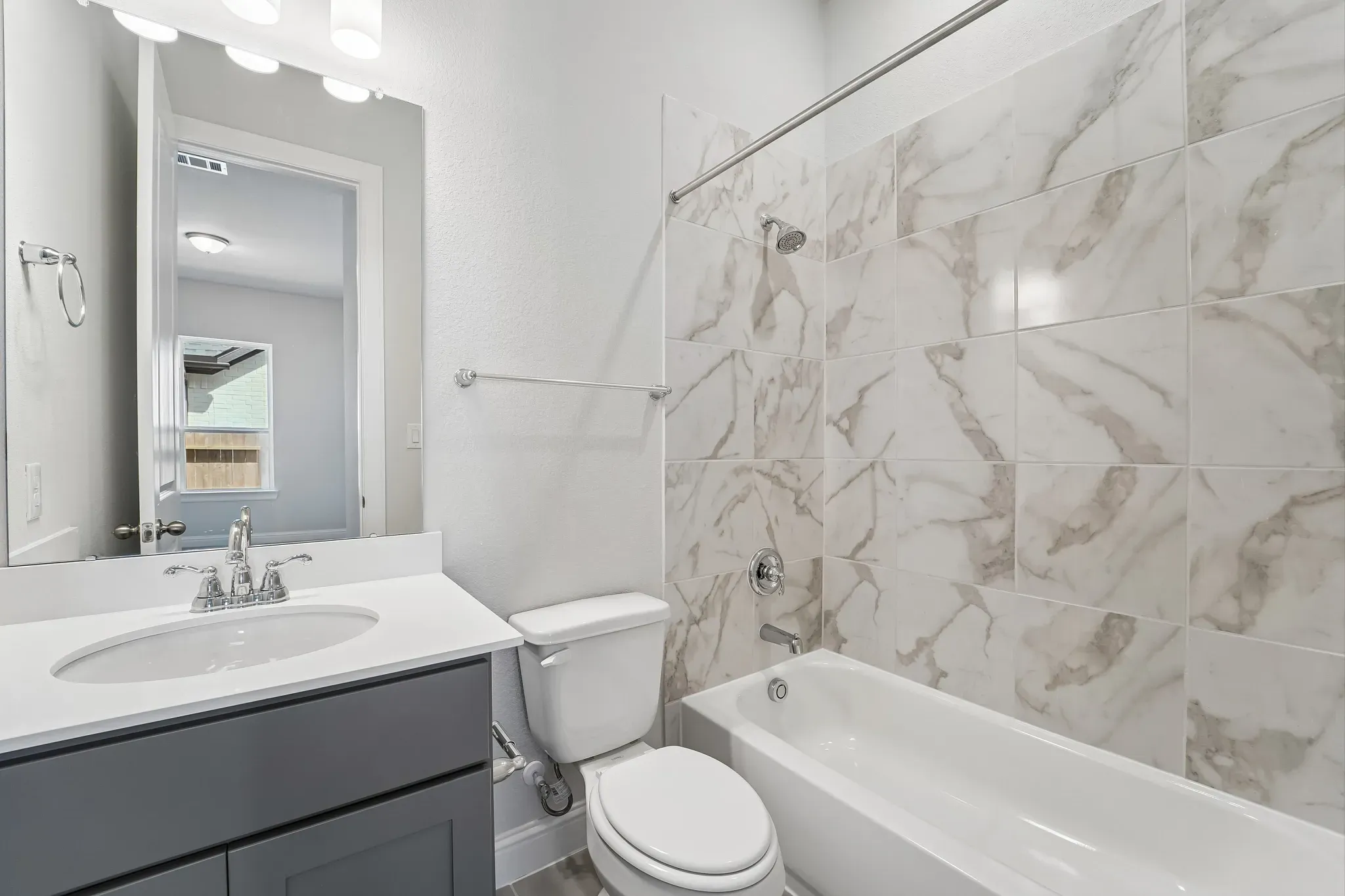 Homesite 0702 Bath 2