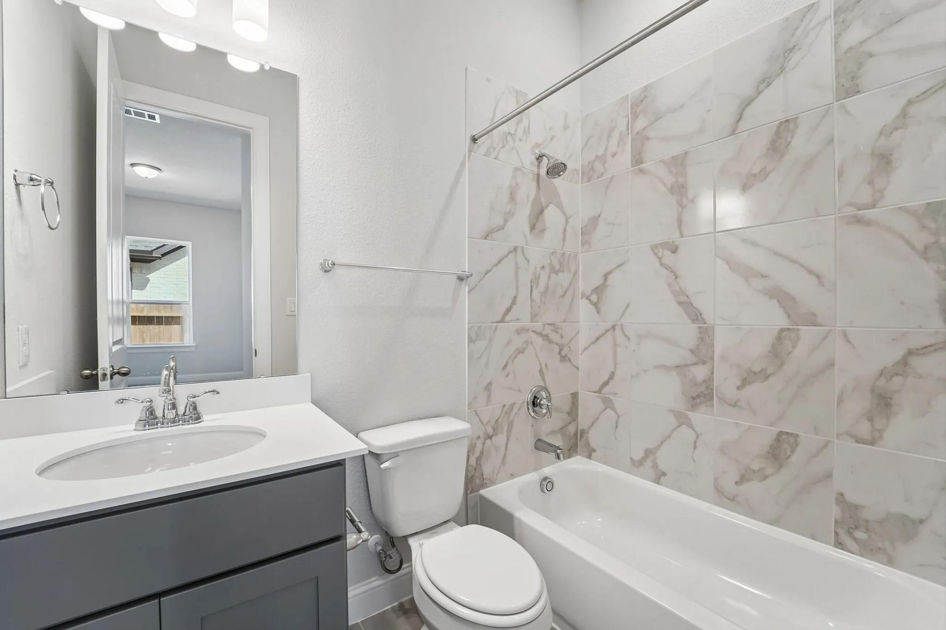 Homesite 0702 Bath 2