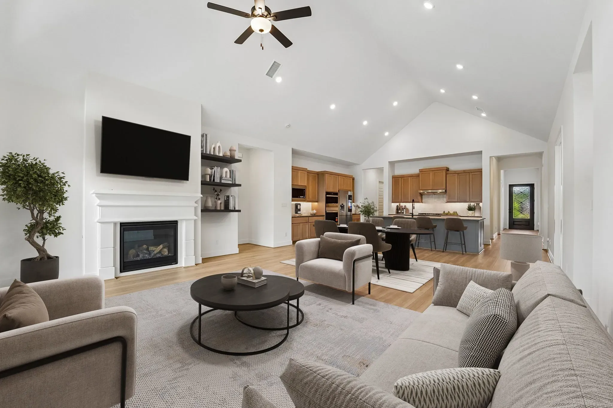 Homesite 0802 Great Room - Staged