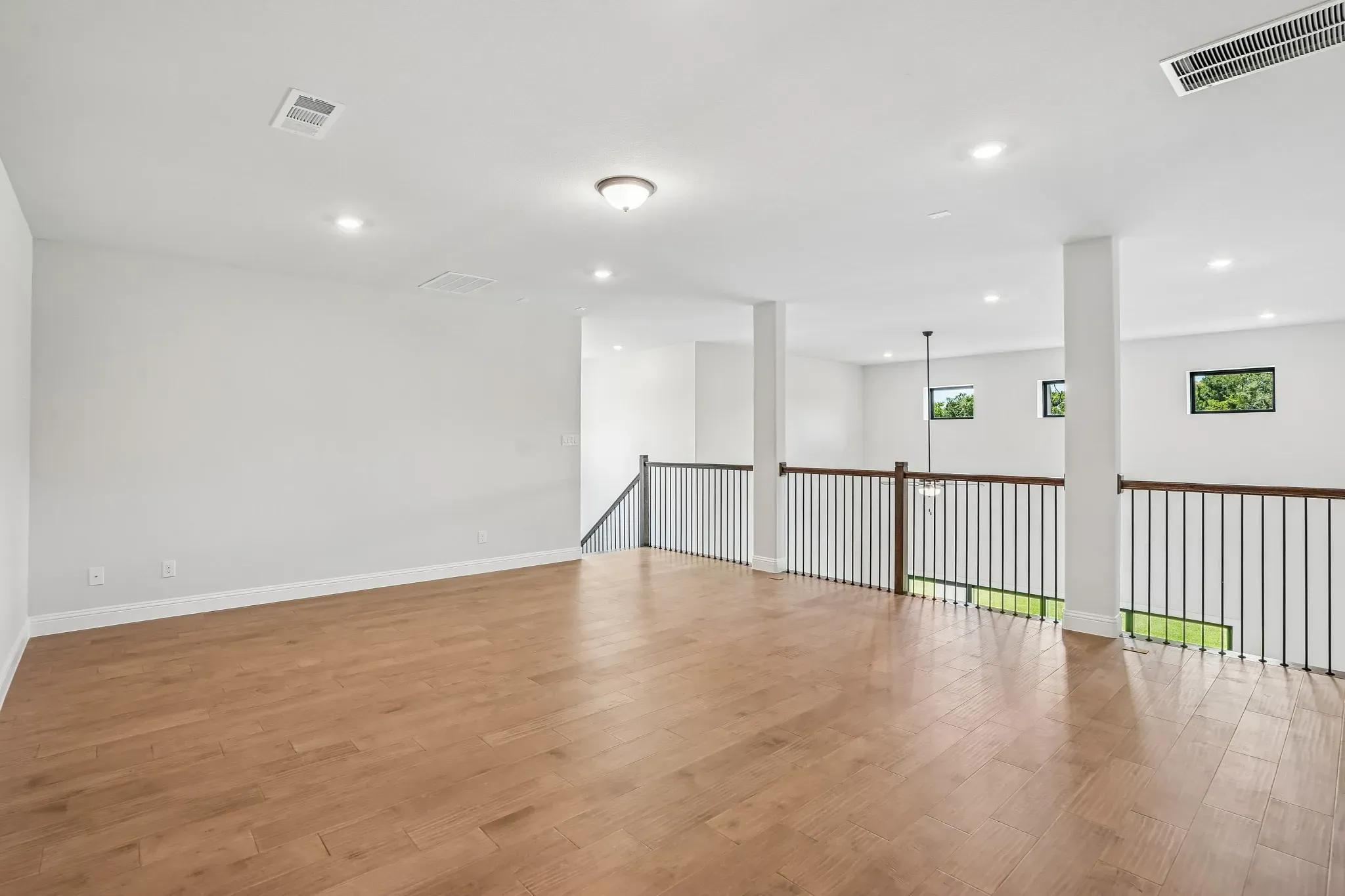 Homesite 6224 Game Room - Staged