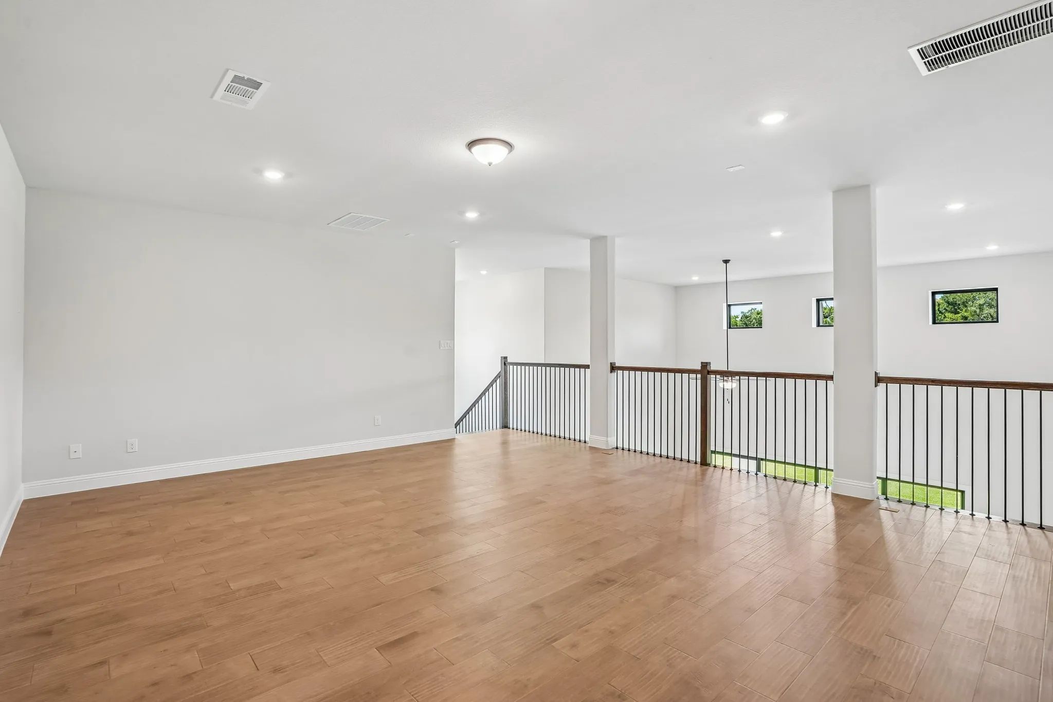 Homesite 6224 Game Room - Staged