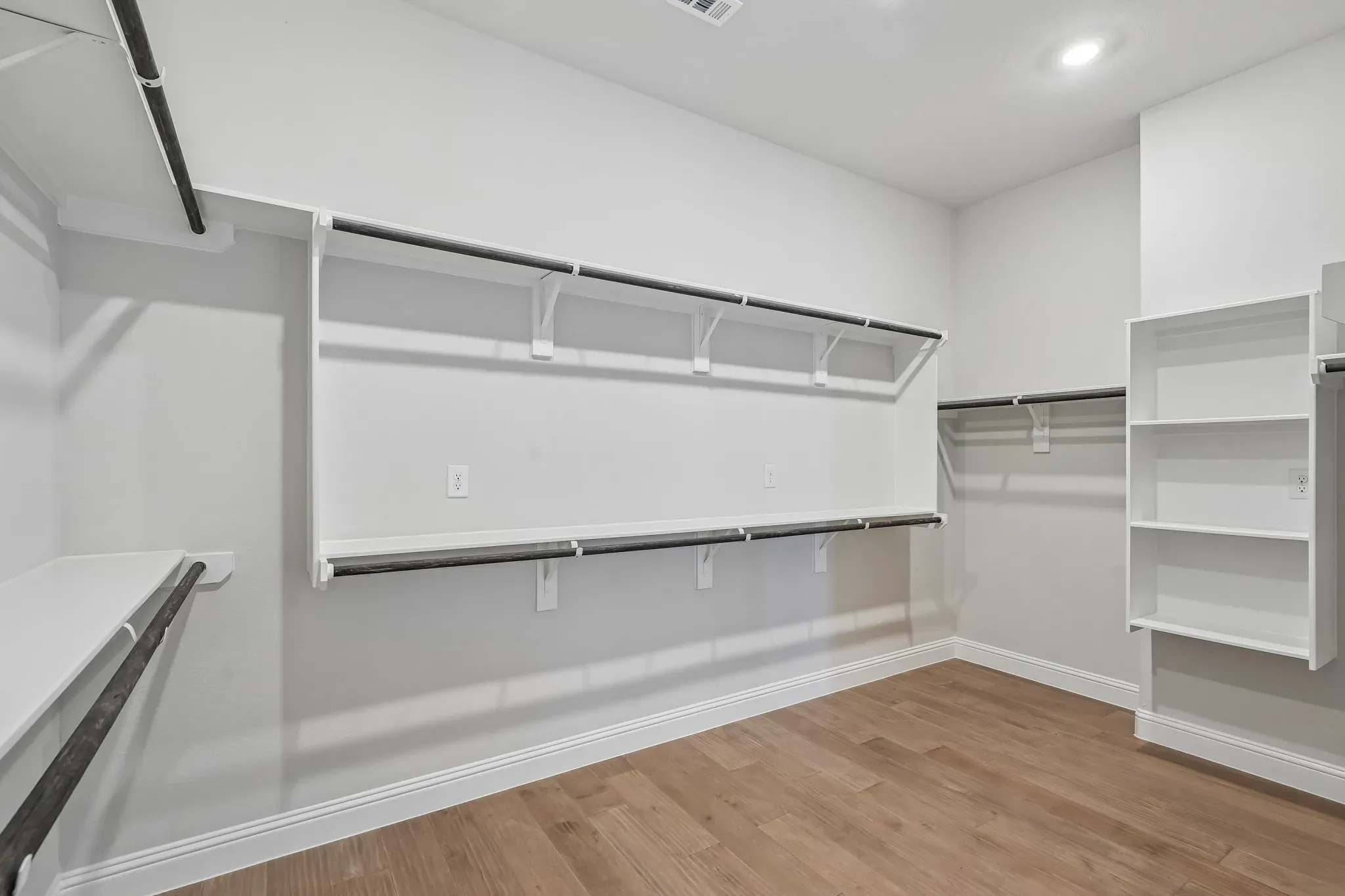 Homesite 6224 Closet