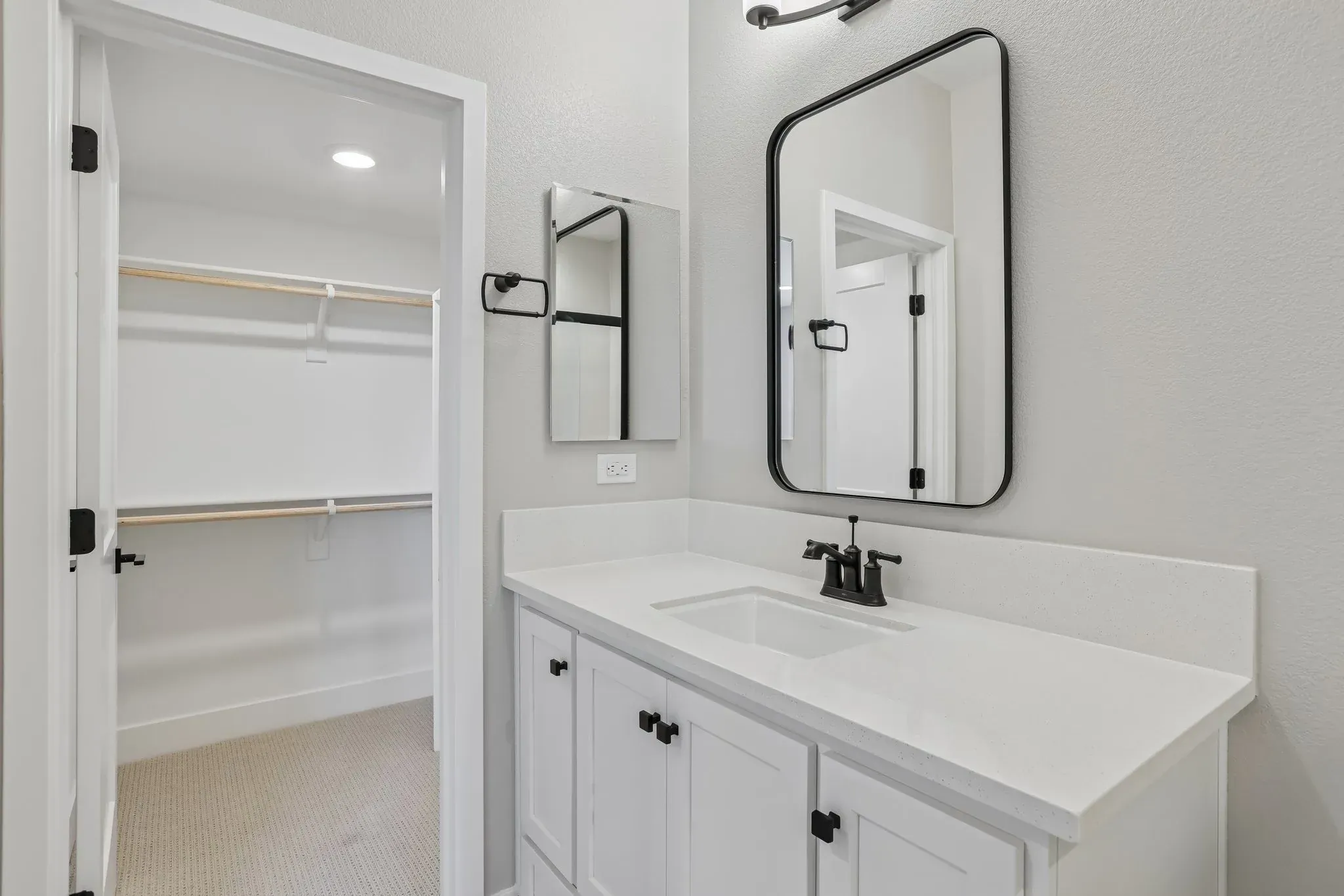 Orchard Grove Homesite 25 Guest Suite Bathroom