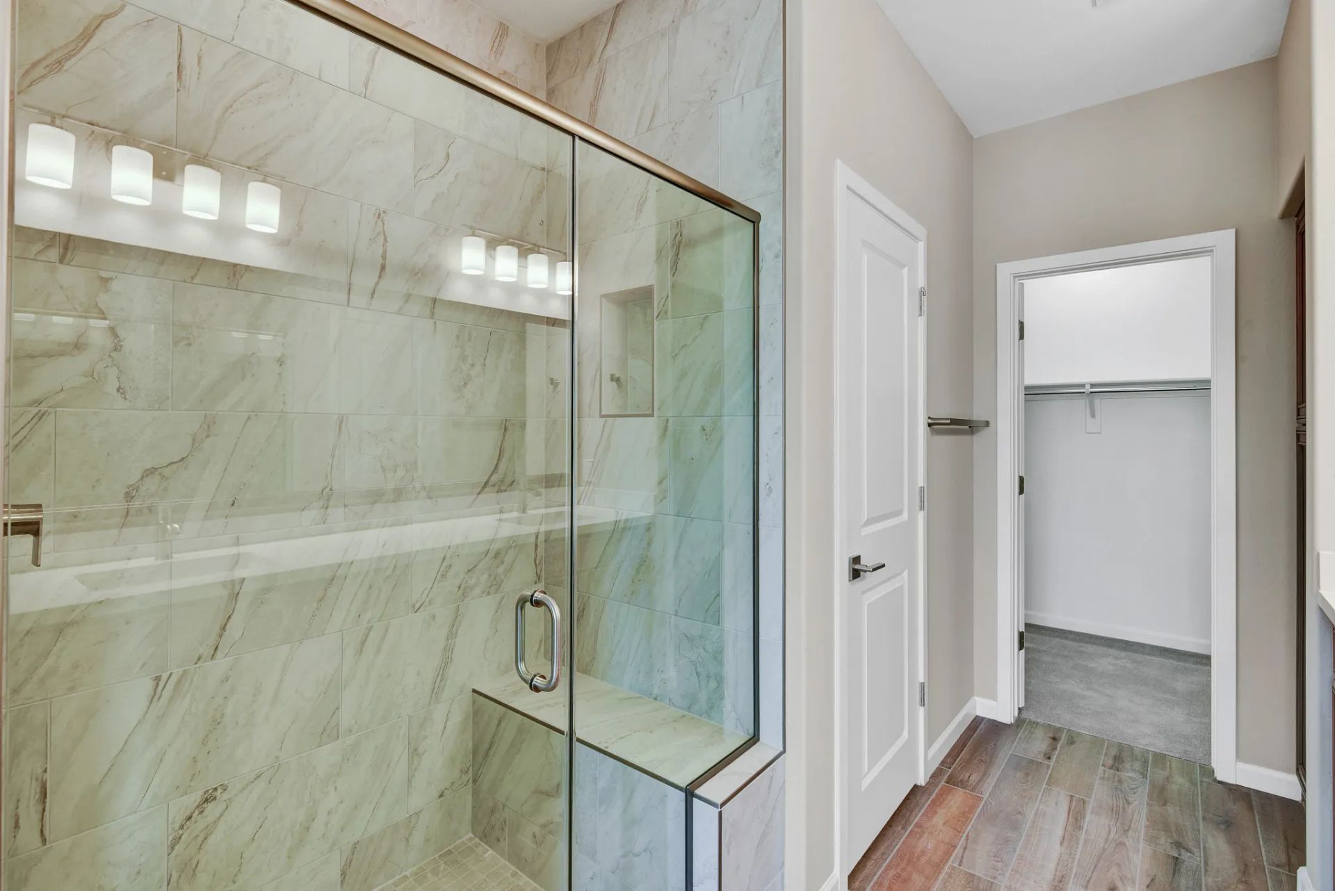 Wickenburg Ranch Evia HS 1866 Primary Bath