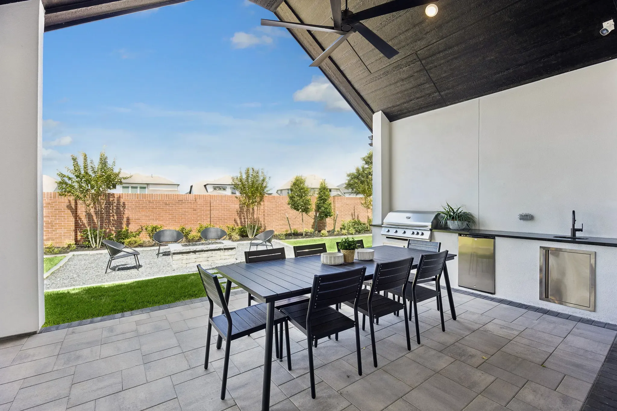 Plan 6029 Outdoor Living - Staged