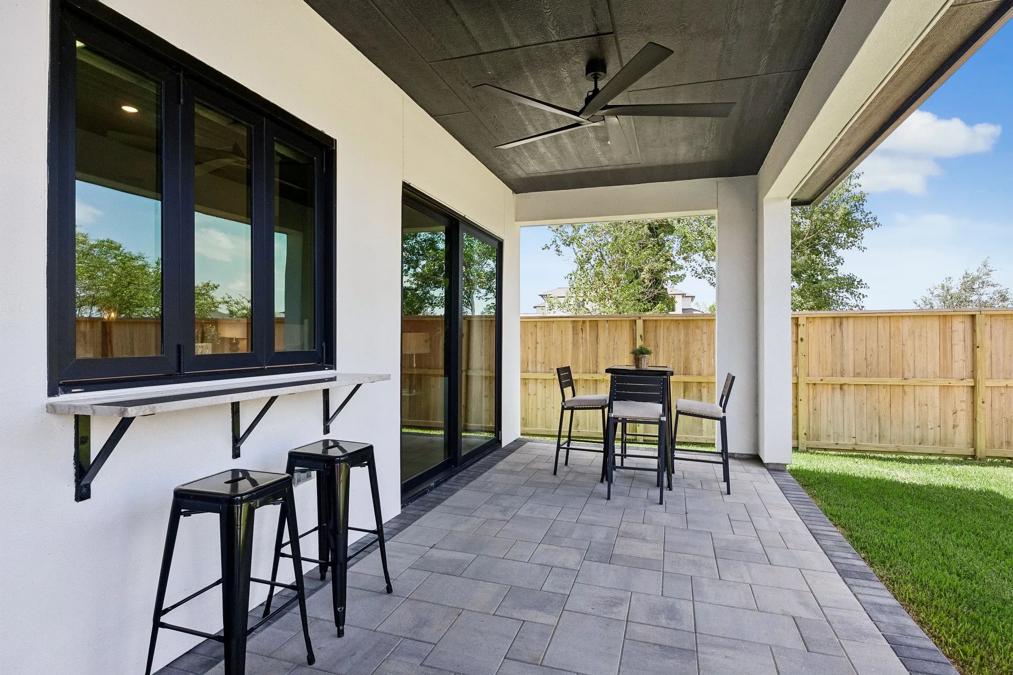 Plan 6029 Outdoor Living - Staged