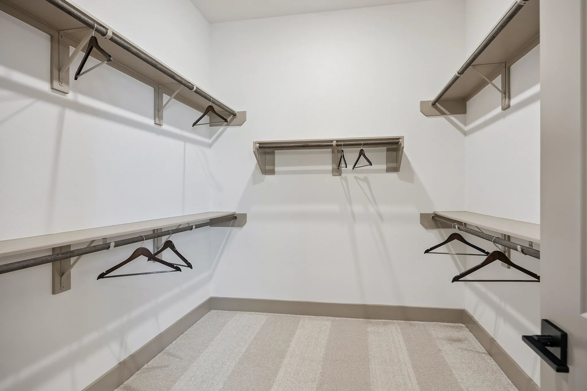 Plan 6029 Closet - Staged