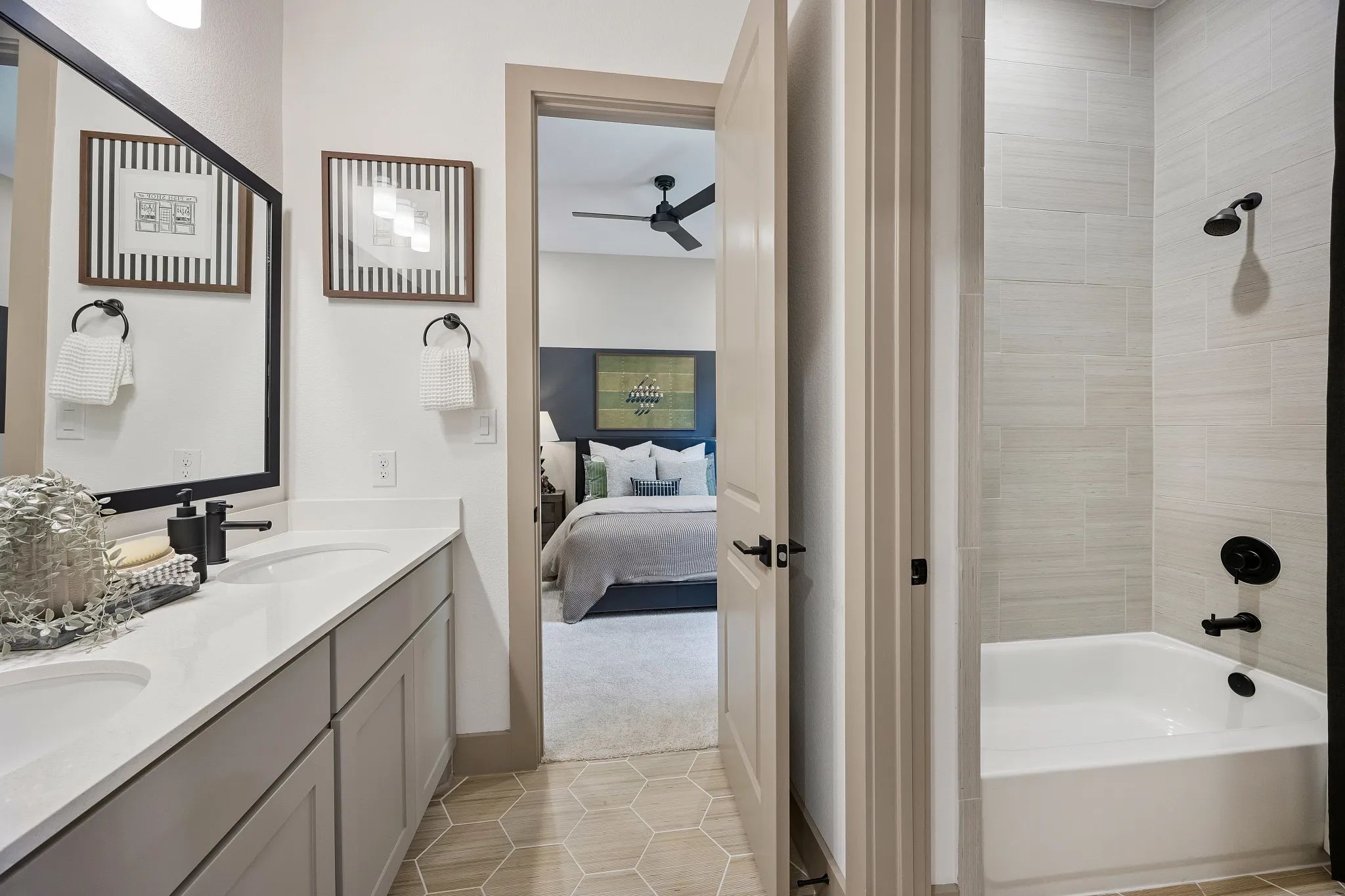 Plan 6029 Bath 3 - Staged