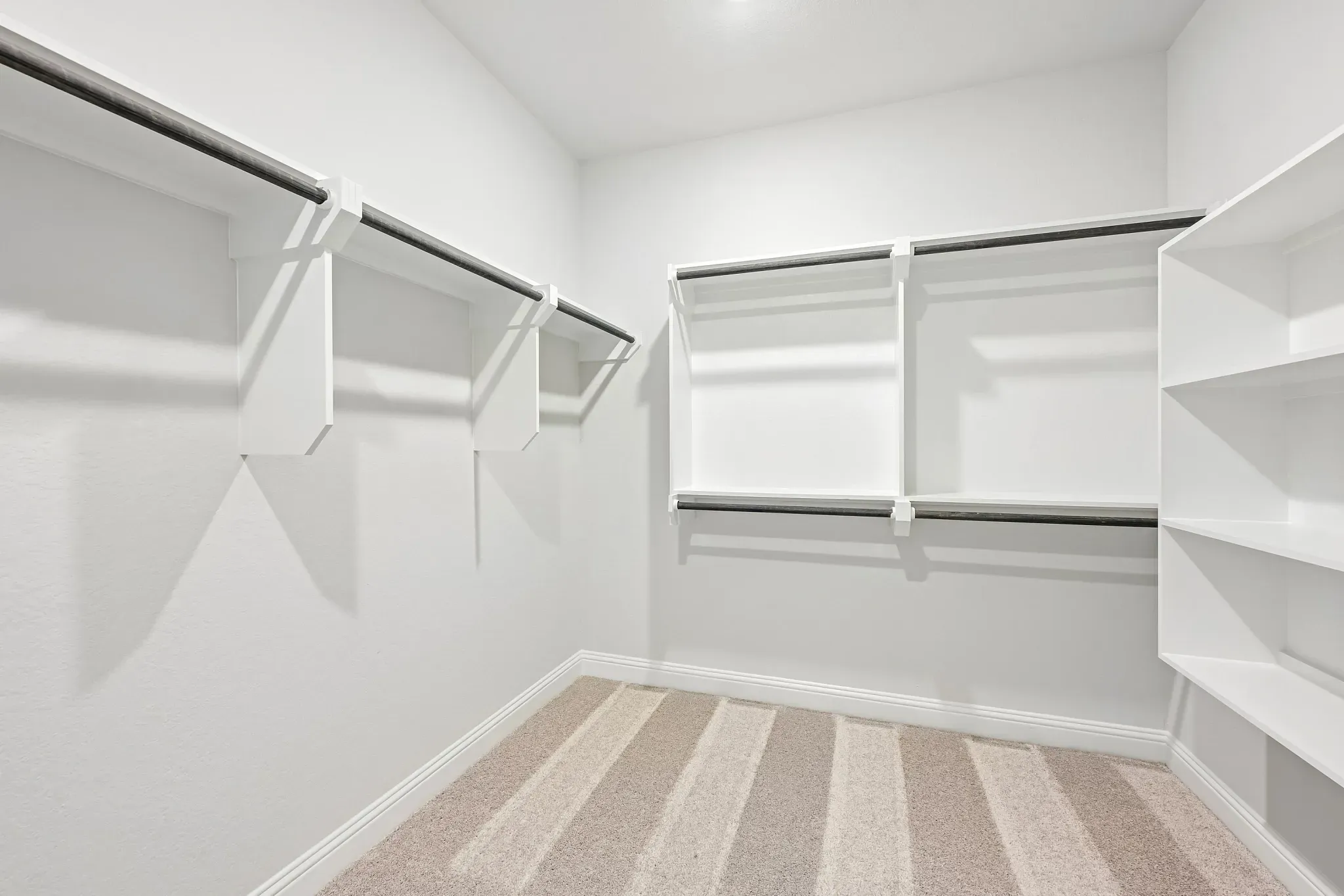Homesite 5210 Closet