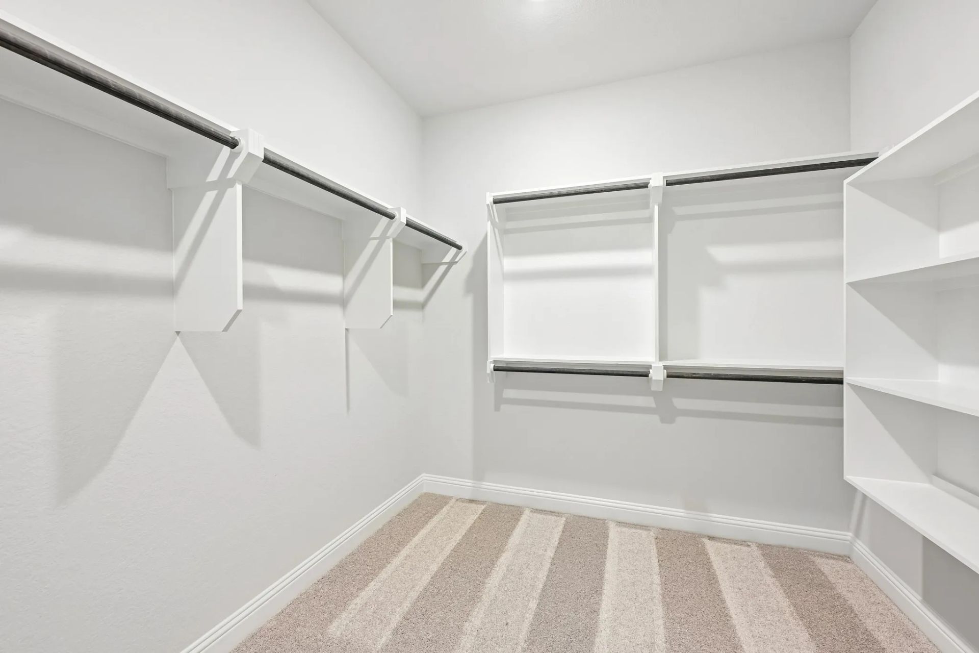 Homesite 5210 Closet