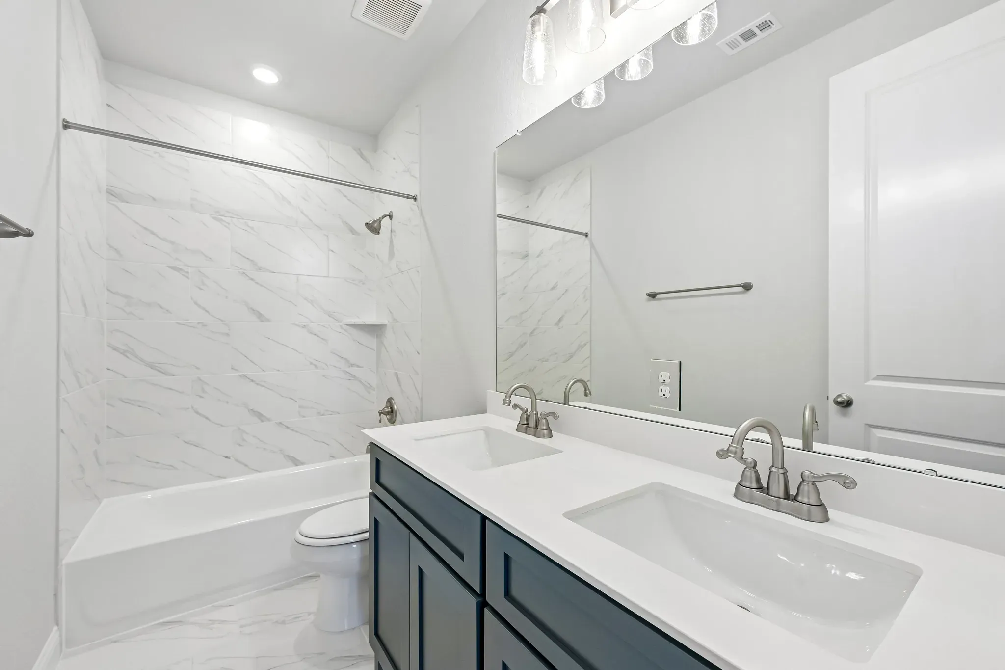 Homesite 5210 Bath 2