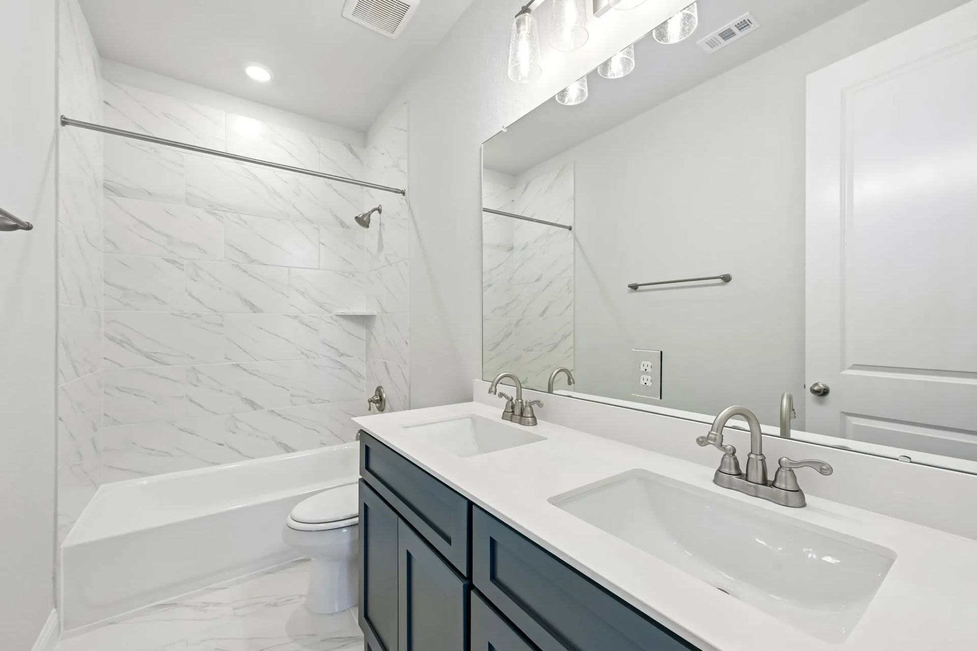 Homesite 5210 Bath 2
