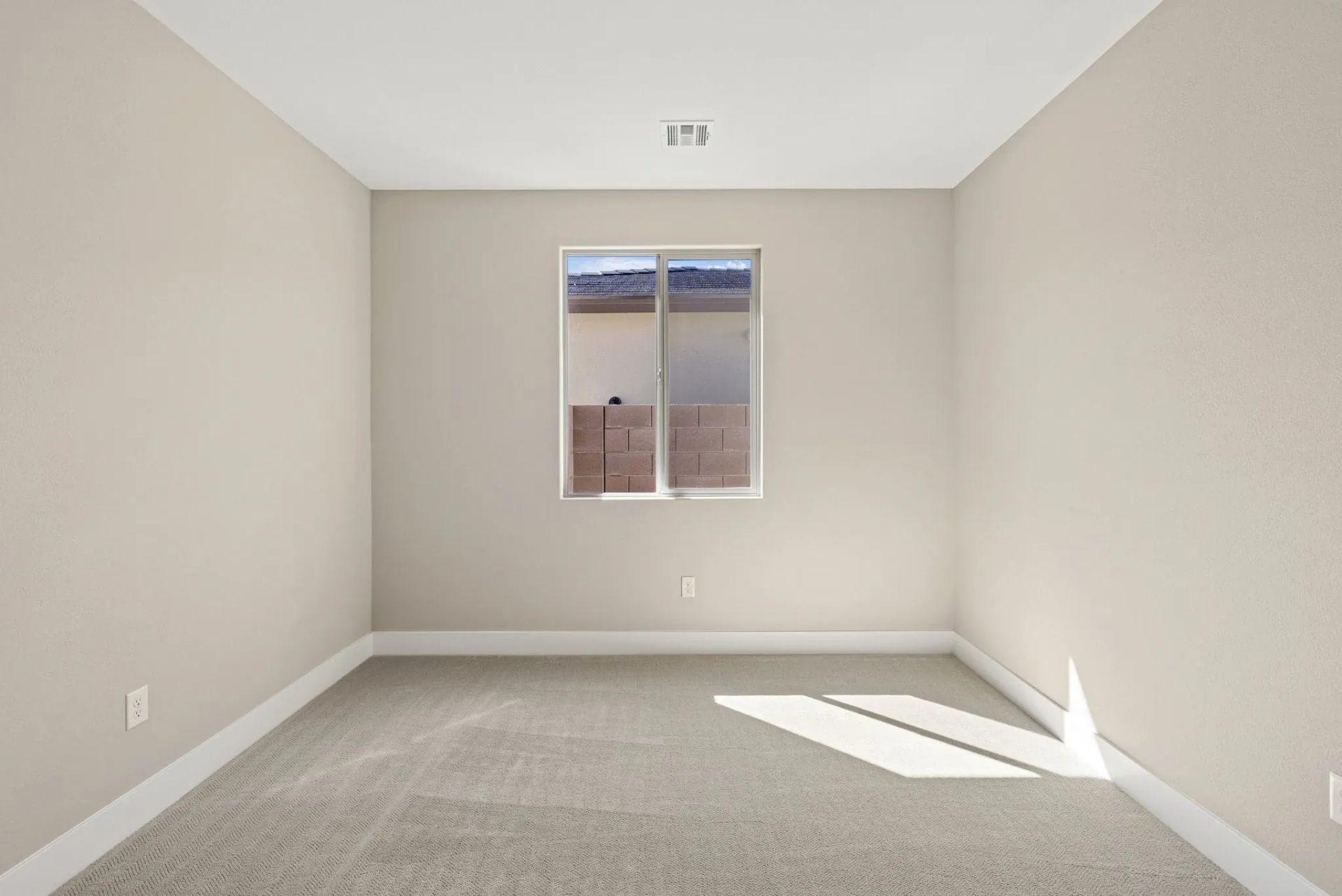 Synergy Guest Bed