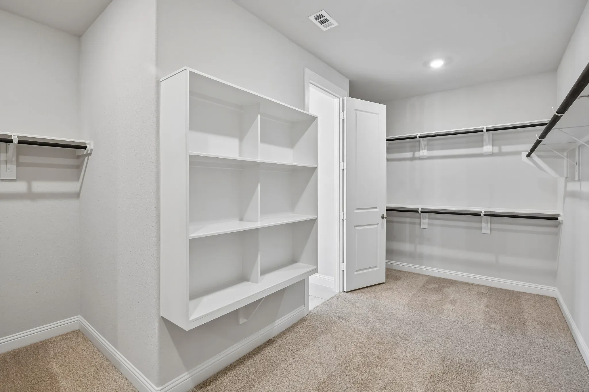 Homesite 4205 Closet