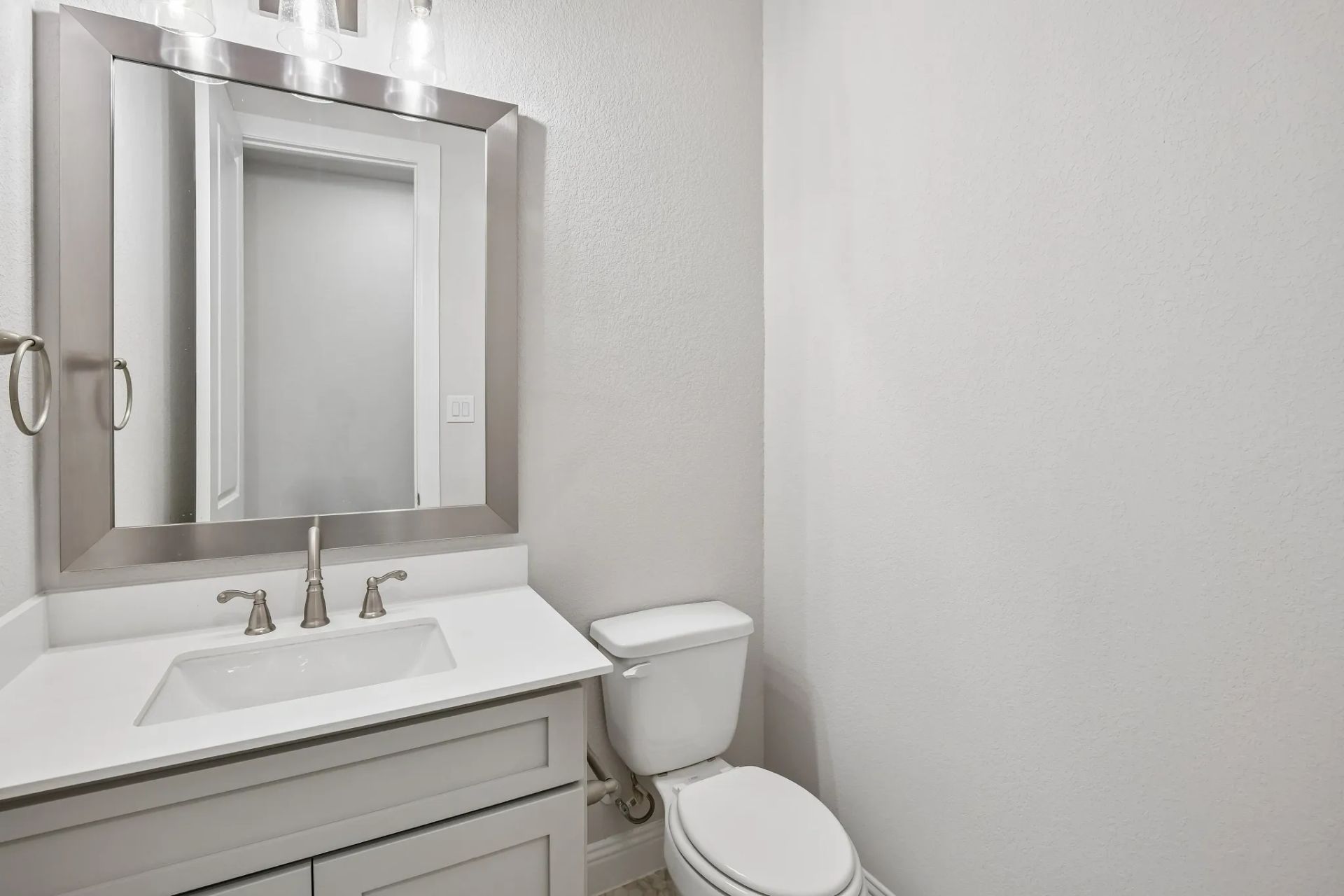Homesite 4205 Powder Room