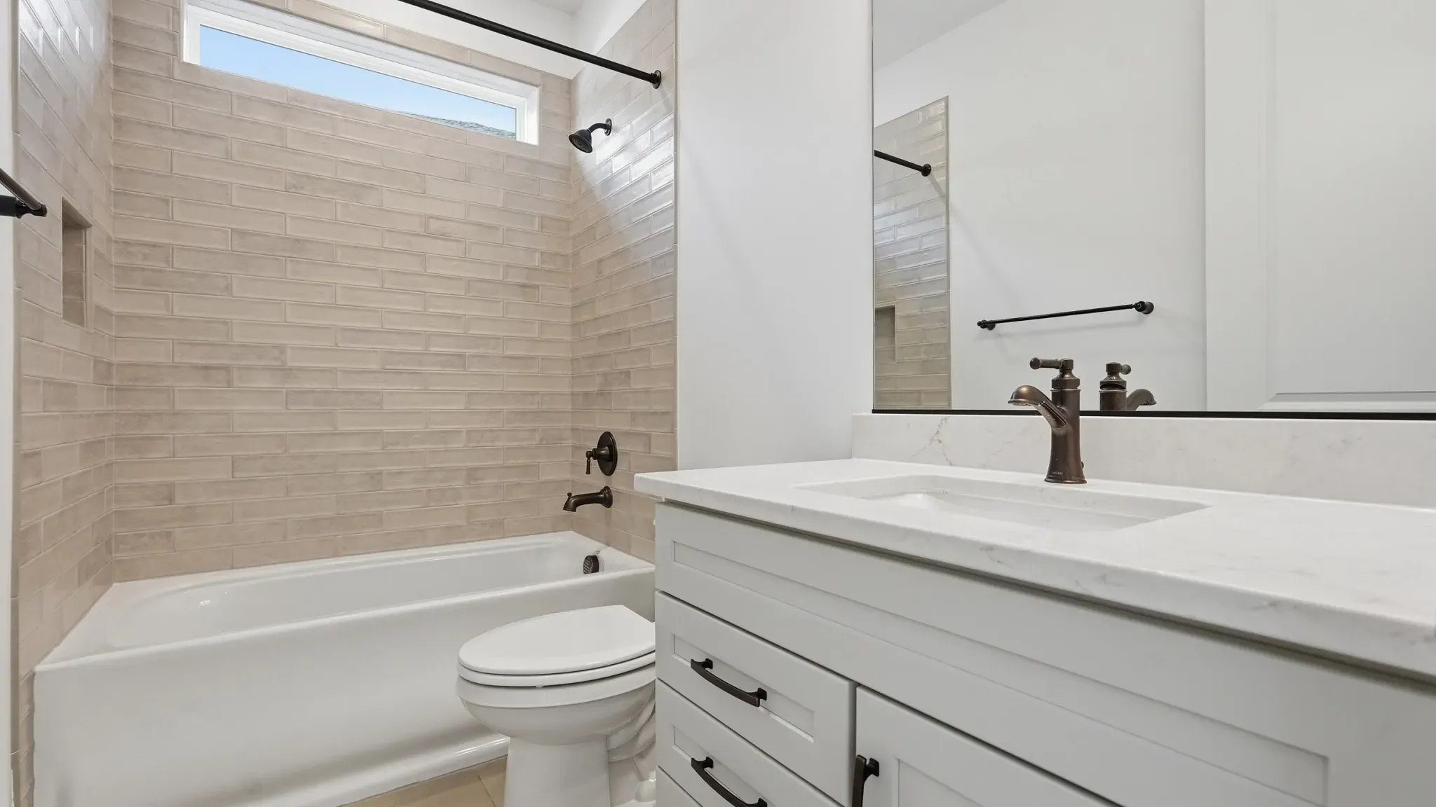 Synergy Guest Bath