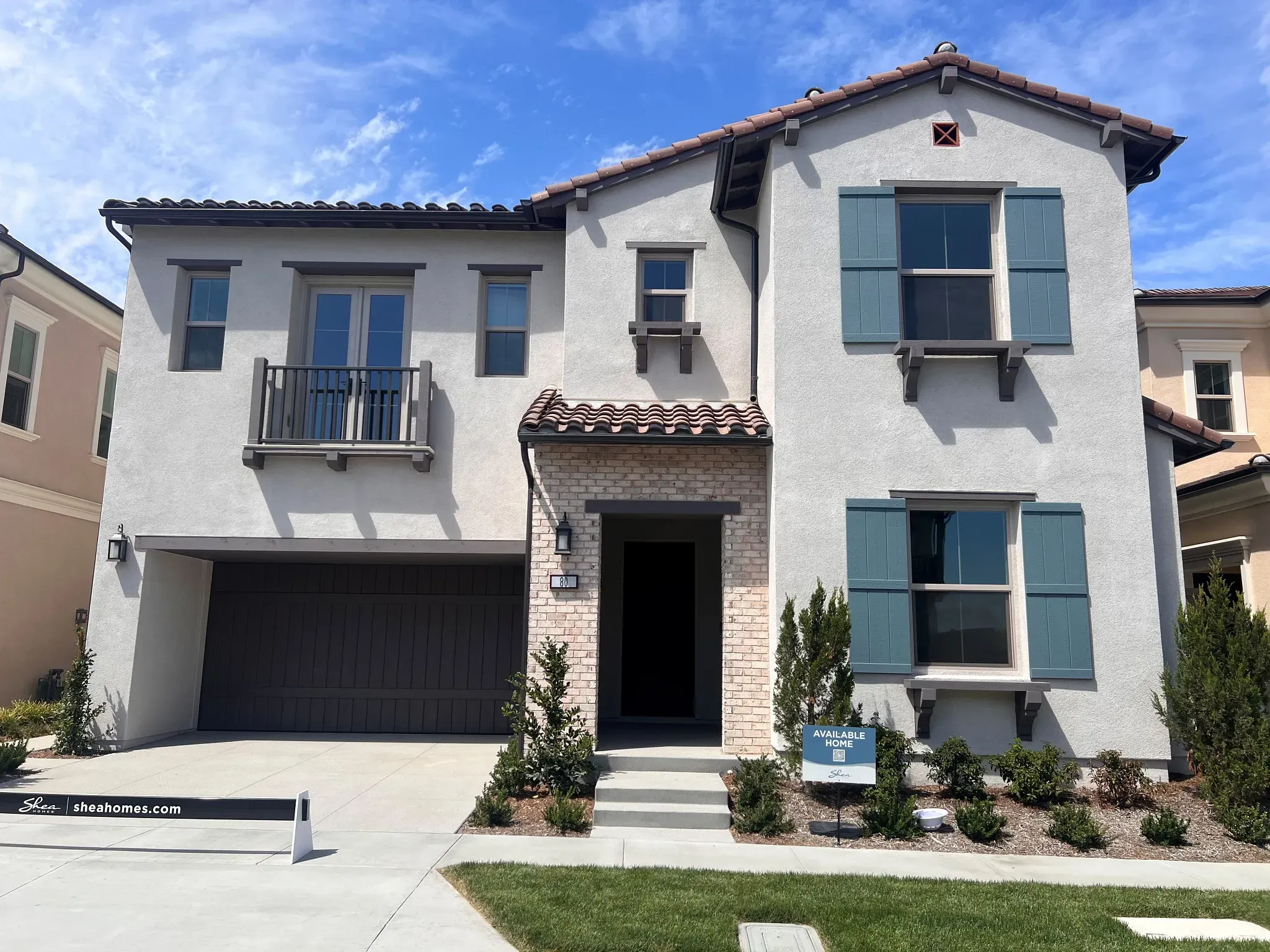 Lot 100 Exterior