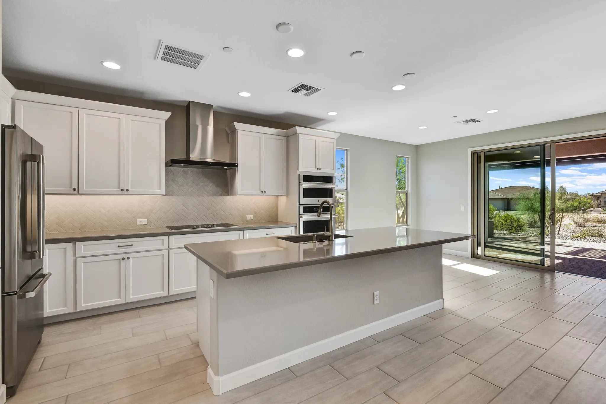 Trilogy Verde River Valletta HS 983 Kitchen
