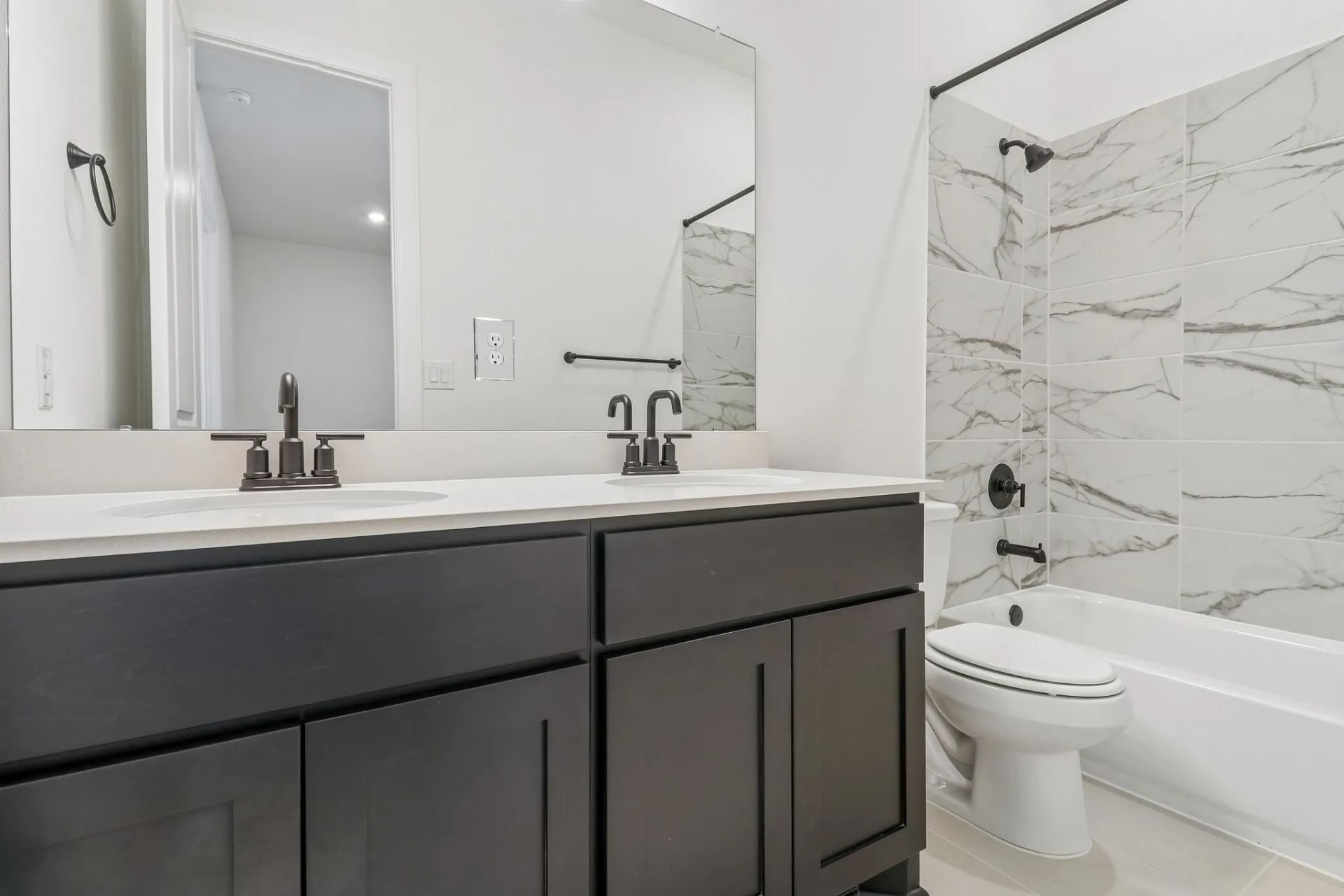 Homesite 9206 Bath 3