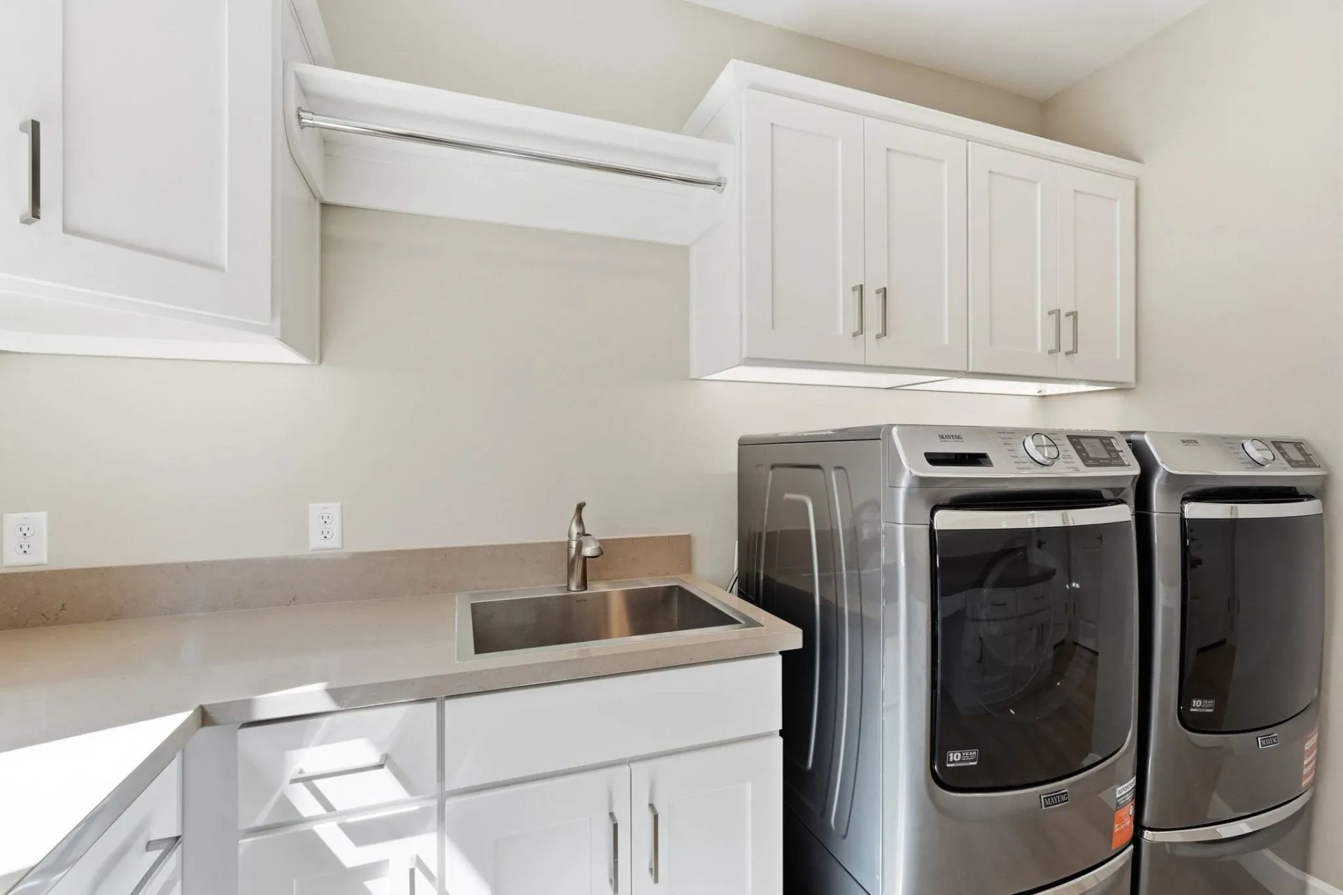 Trilogy Encanterra Nice HS 1988 Laundry