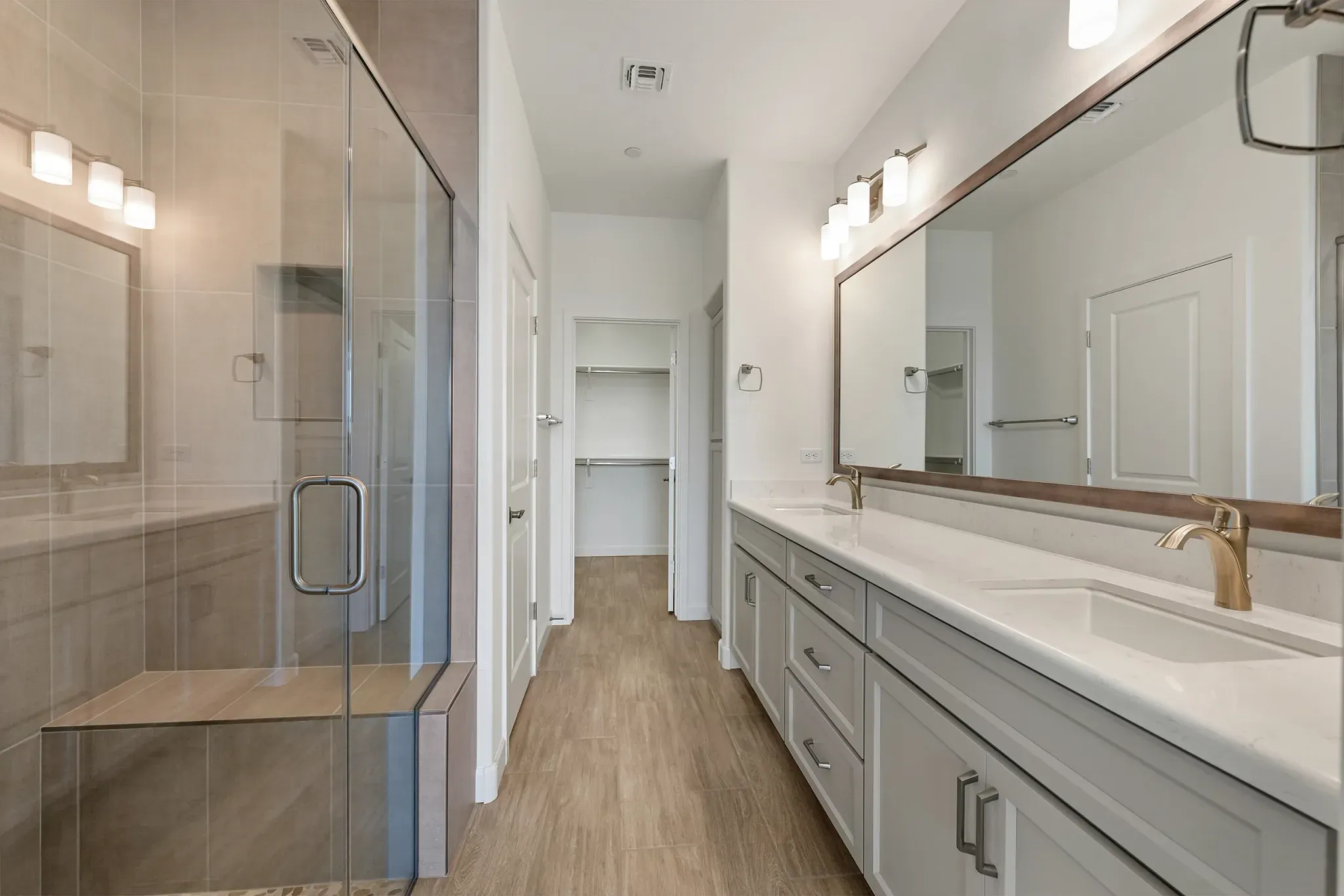 Trilogy Verde River Valletta HS 981 Primary Bath