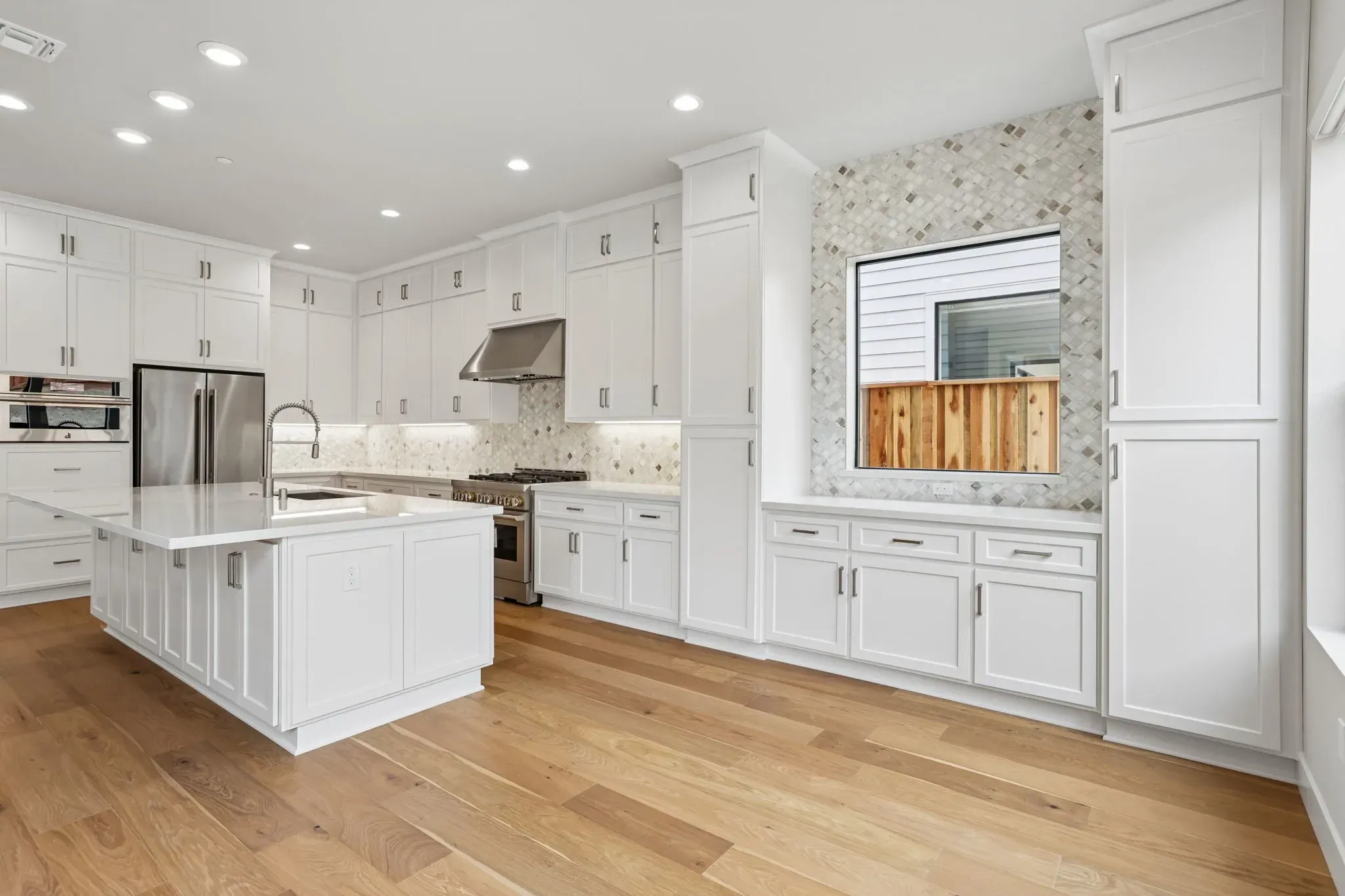 Light House Homesite 657 Kitchen
