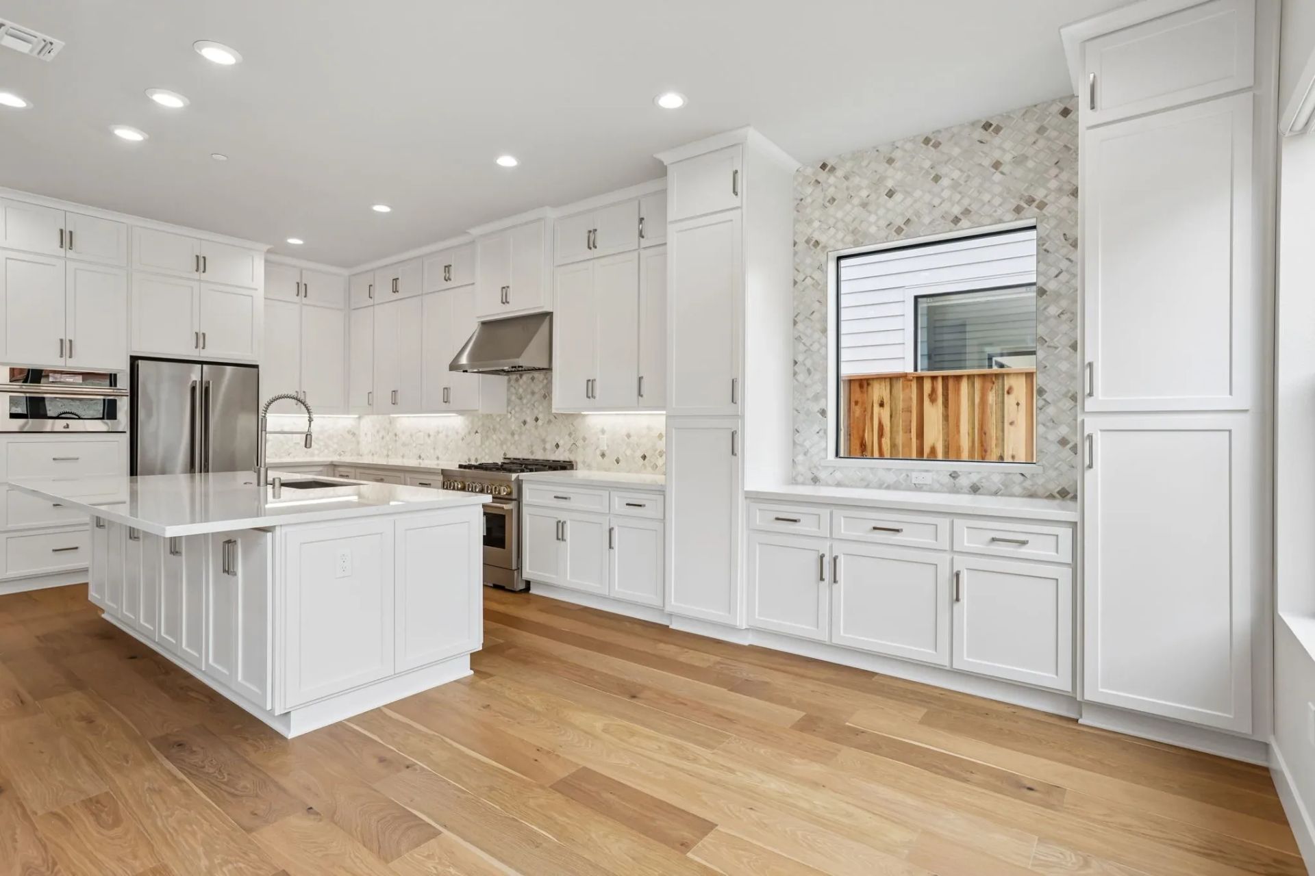 Light House Homesite 657 Kitchen