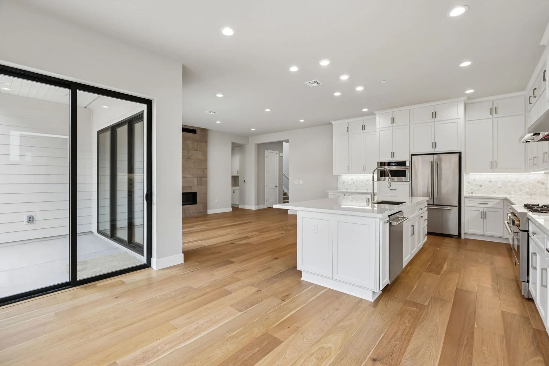 Light House Homesite 657 Kitchen