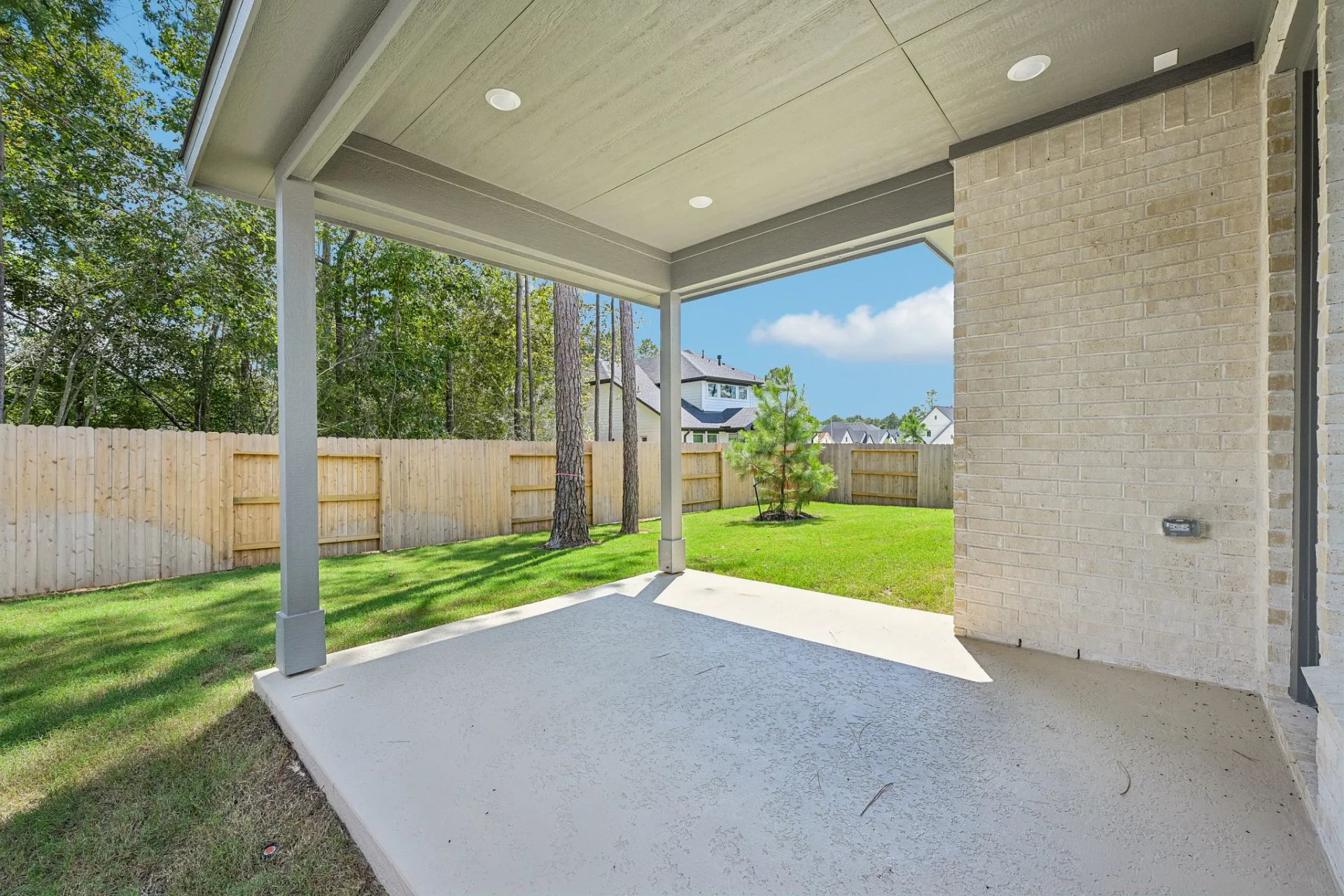 Homesite 2503 Outdoor Living