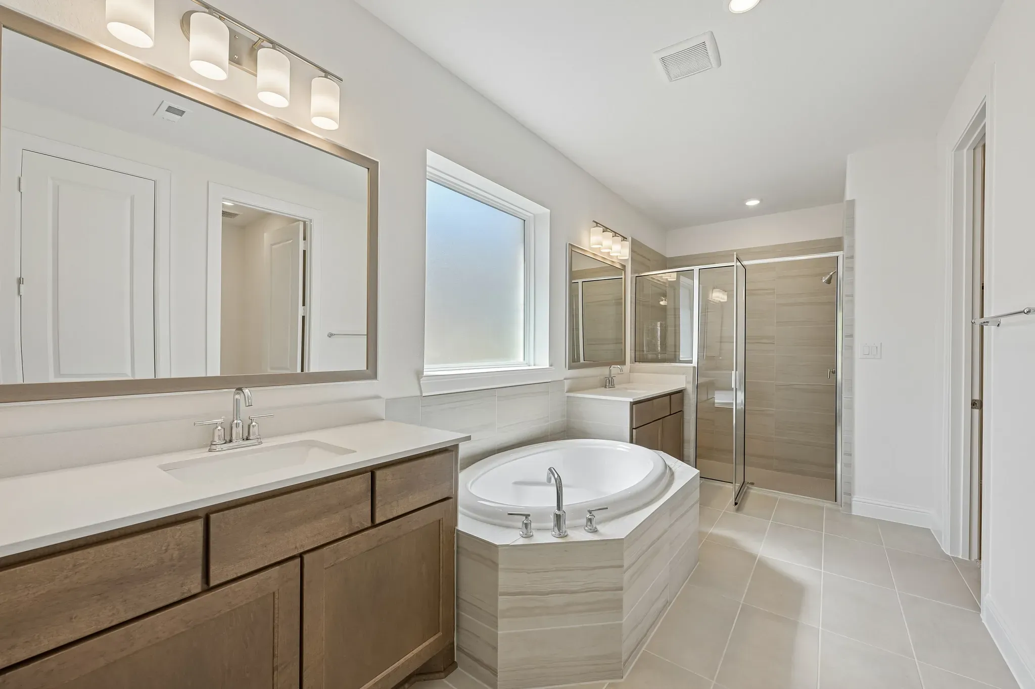 Homesite 2503 Primary Bath