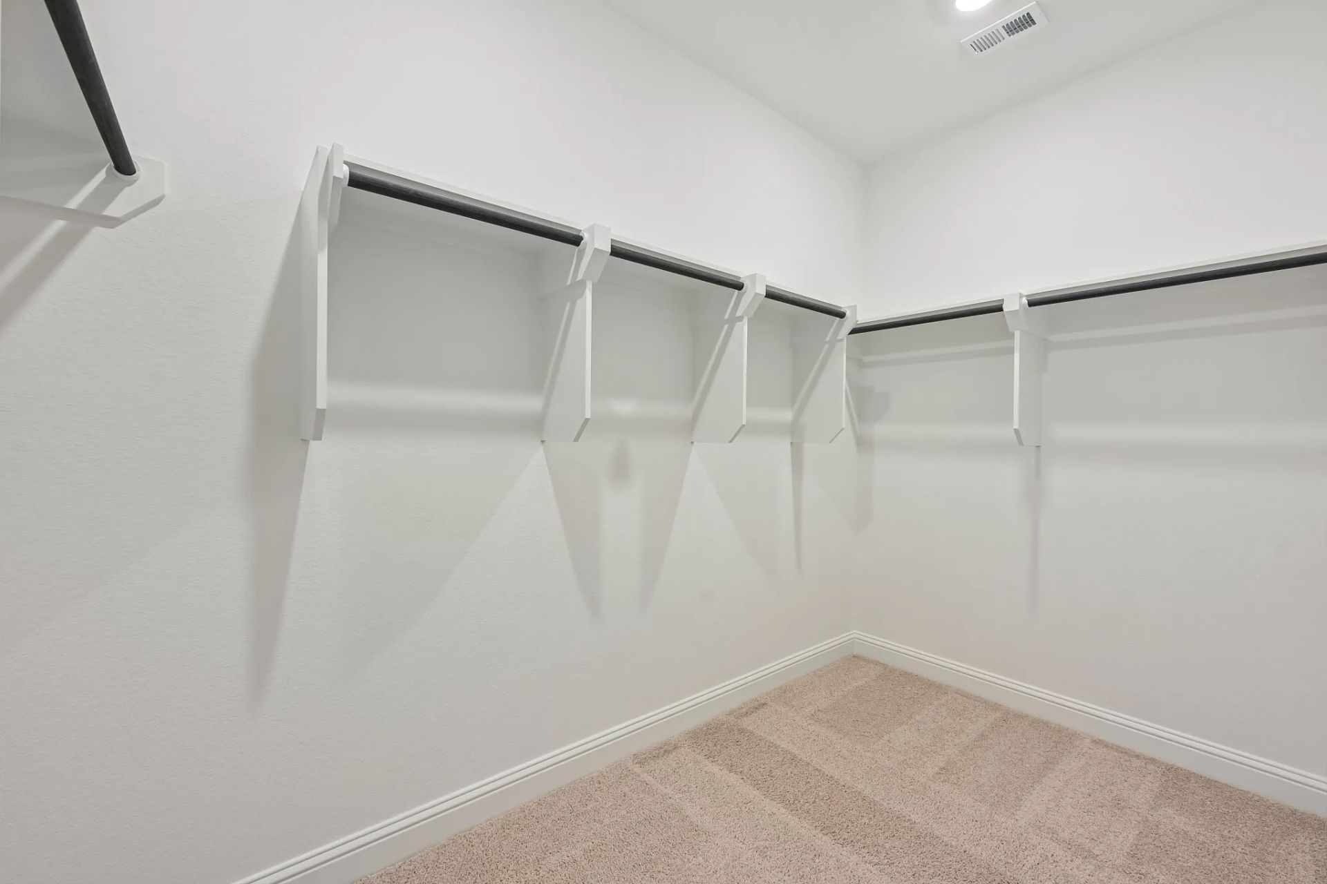 Homesite 2503 Closet