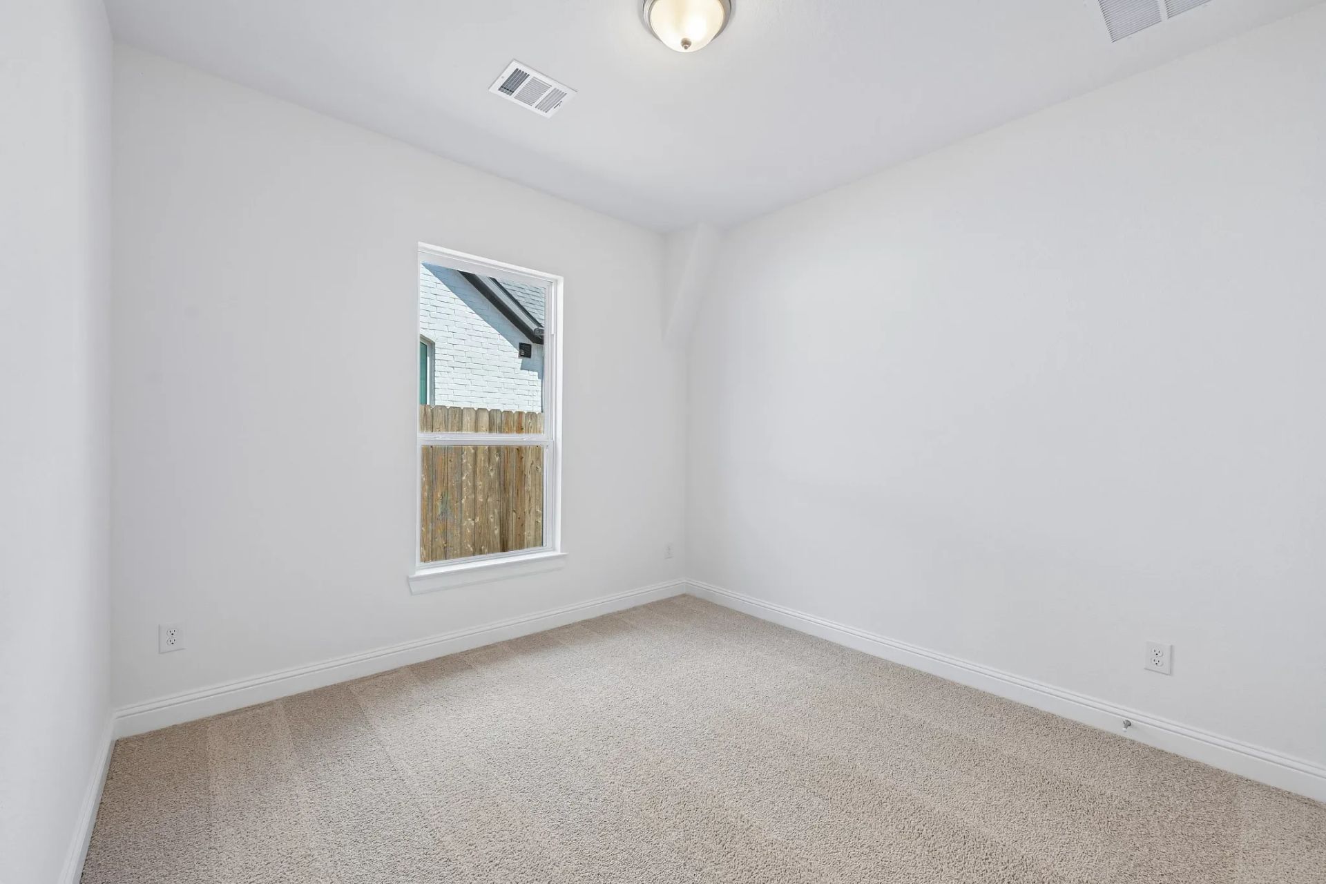 Homesite 2503 Bed 4