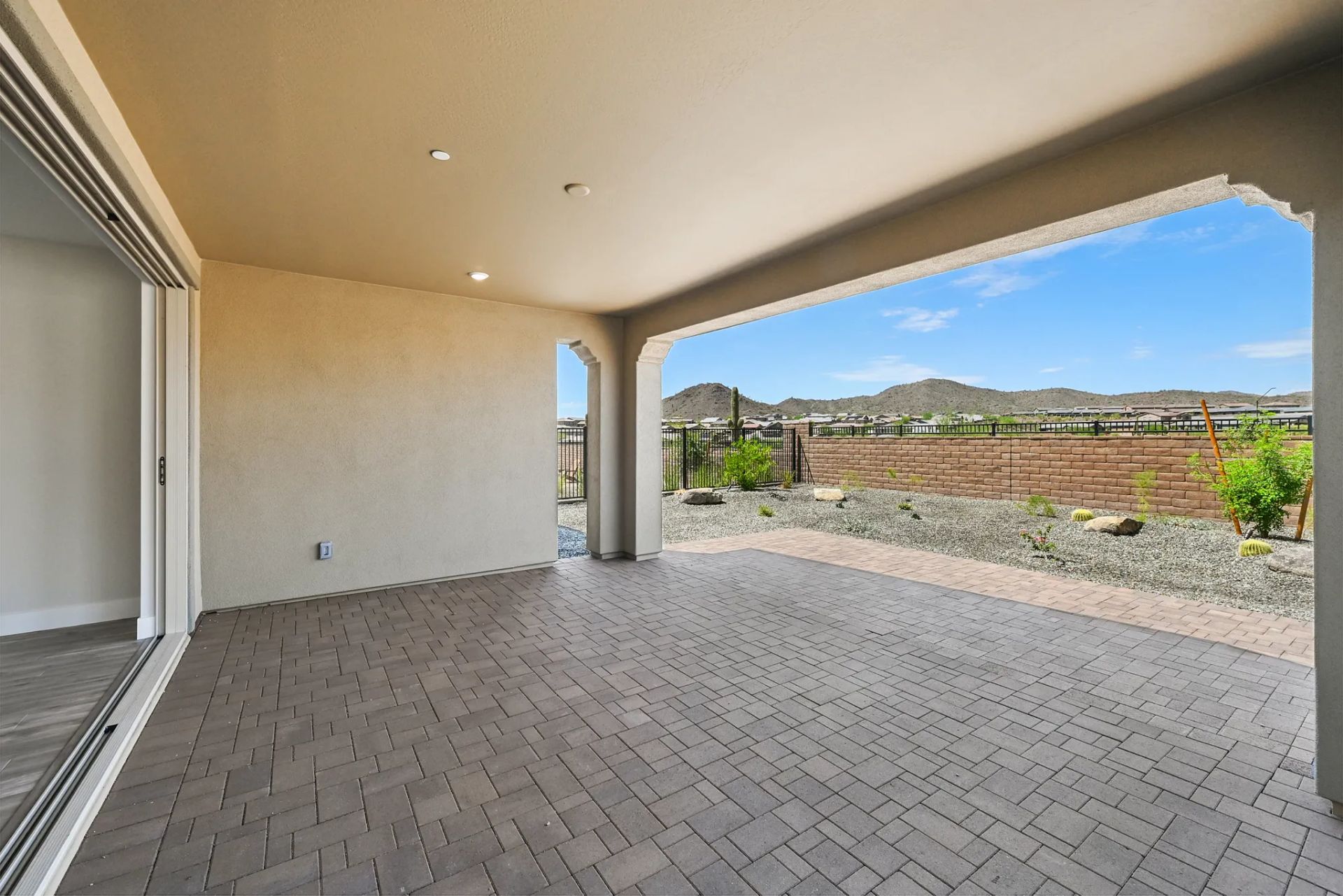 Trilogy Ridgecrest Dream HS 87 Covered Patio