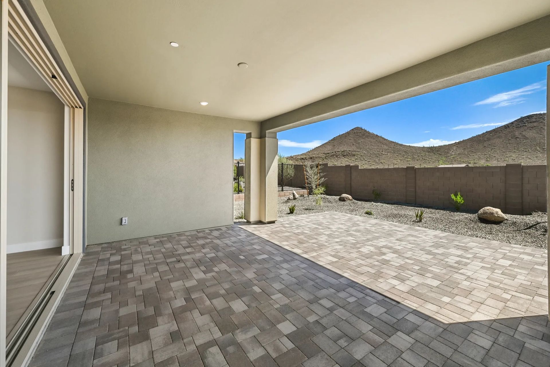Trilogy Ridgecrest Flourish HS 150 Covered Patio