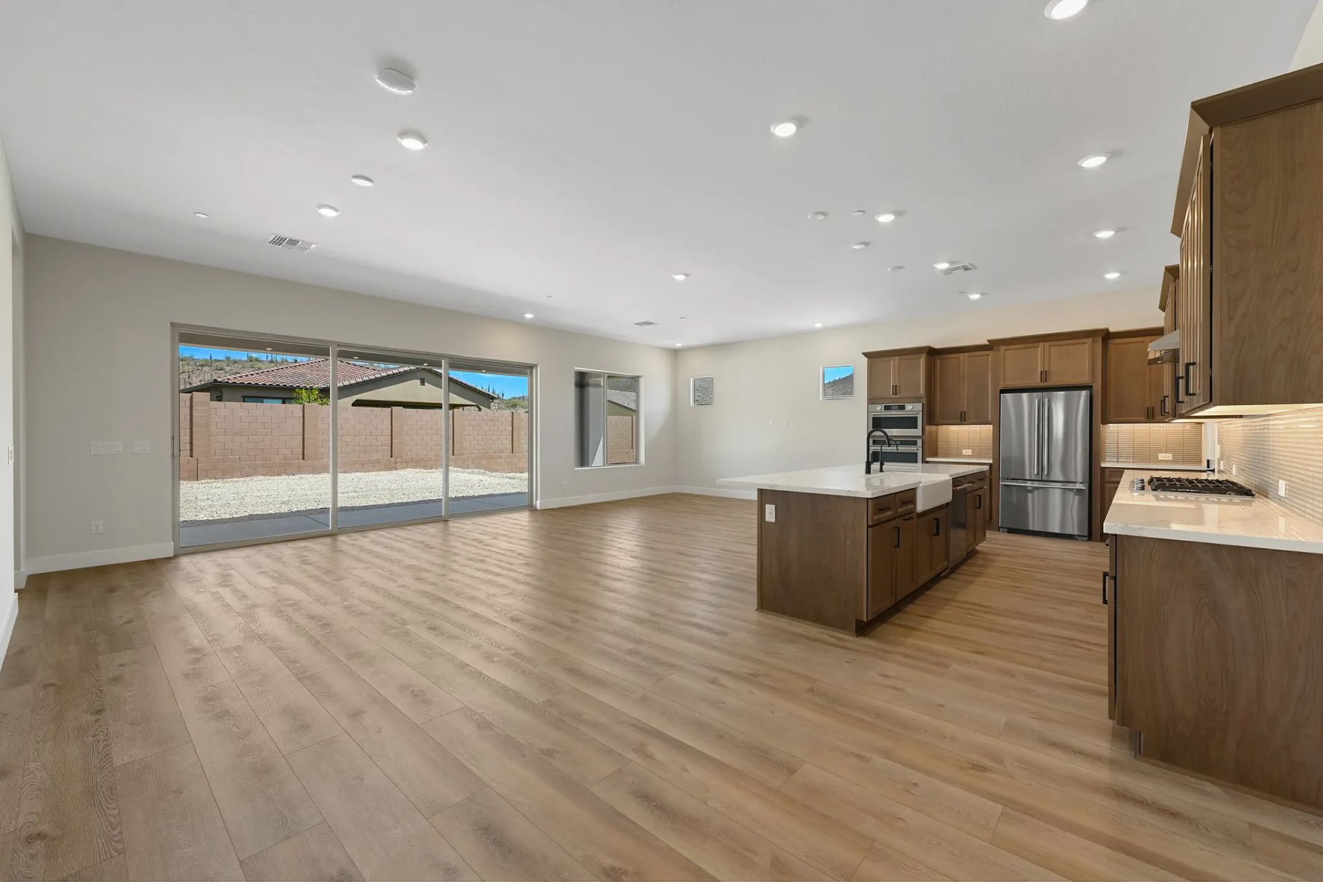 Trilogy Ridgecrest Discover HS 124 Kitchen Great R