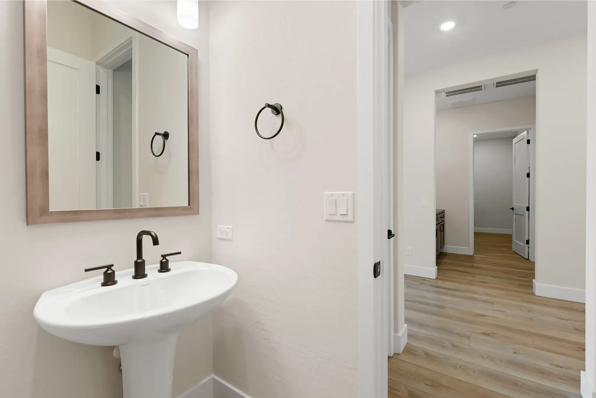 Trilogy Ridgecrest Discover HS 124 Powder Bath