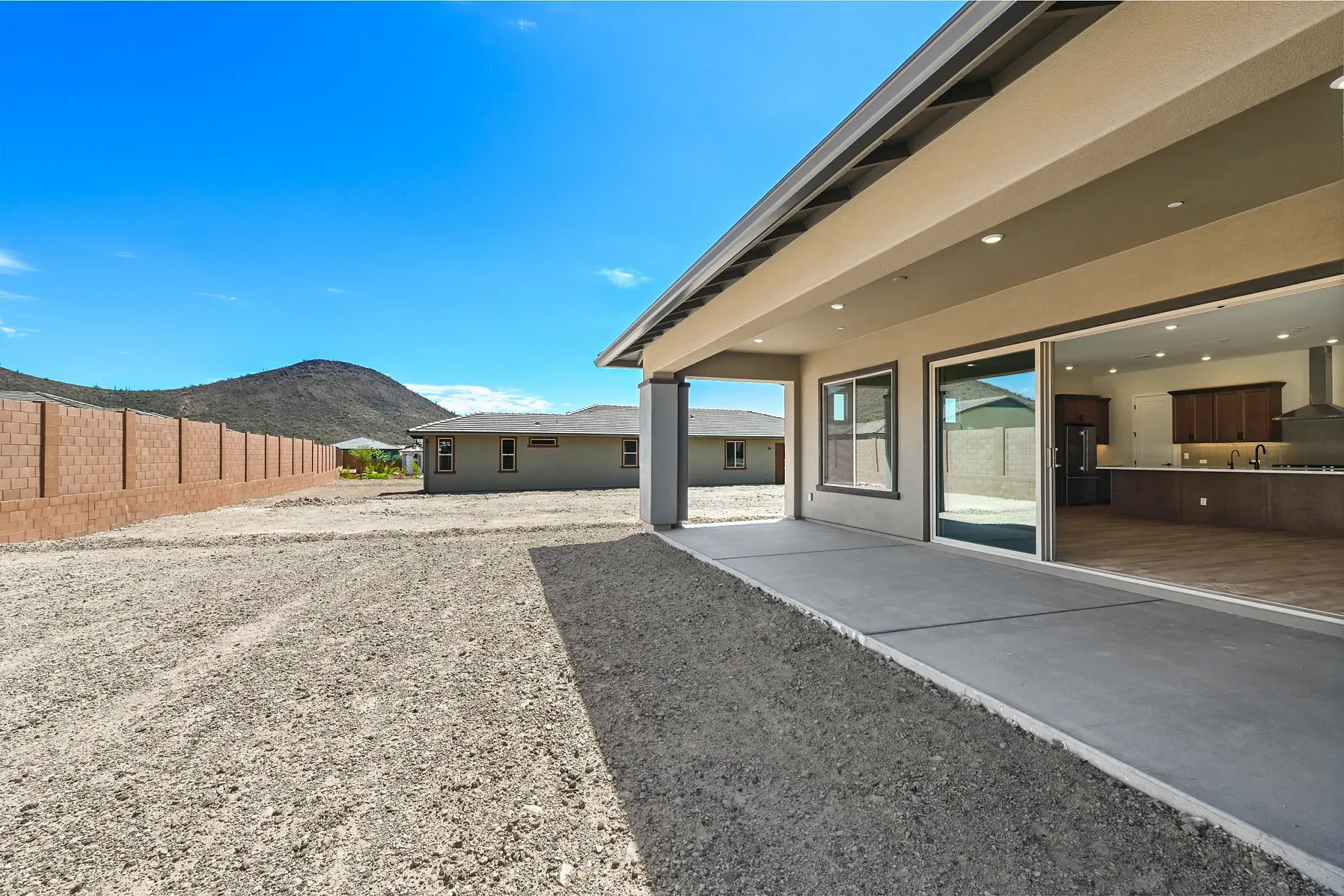 Trilogy Ridgecrest Discover HS 124 Covered Patio