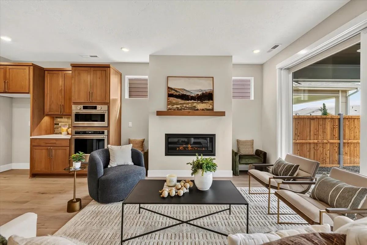 Trilogy Valor Affirm HS 502 Great Room