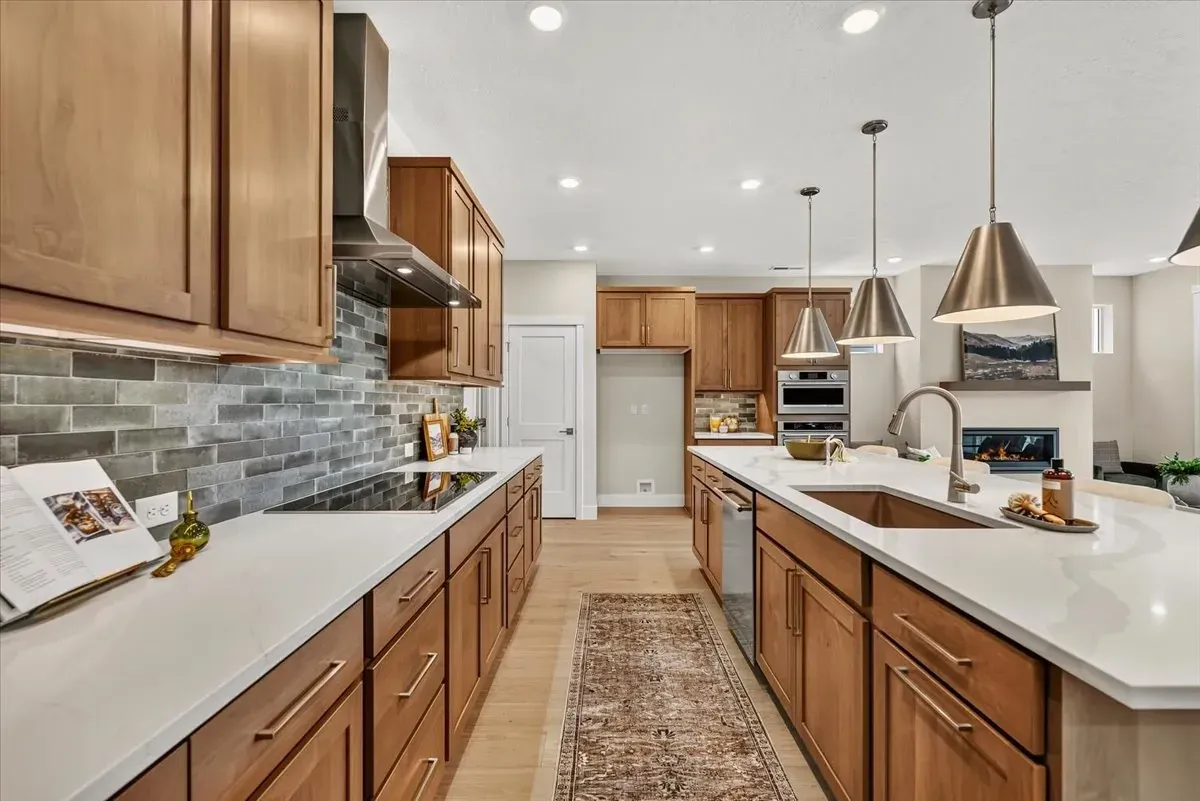 Trilogy Valor Affirm HS 502 Kitchen