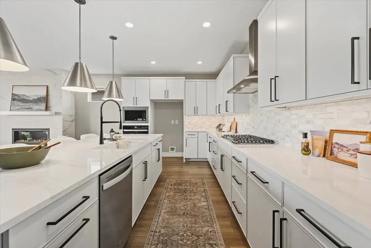 Trilogy Valor Synergy HS 537 Kitchen