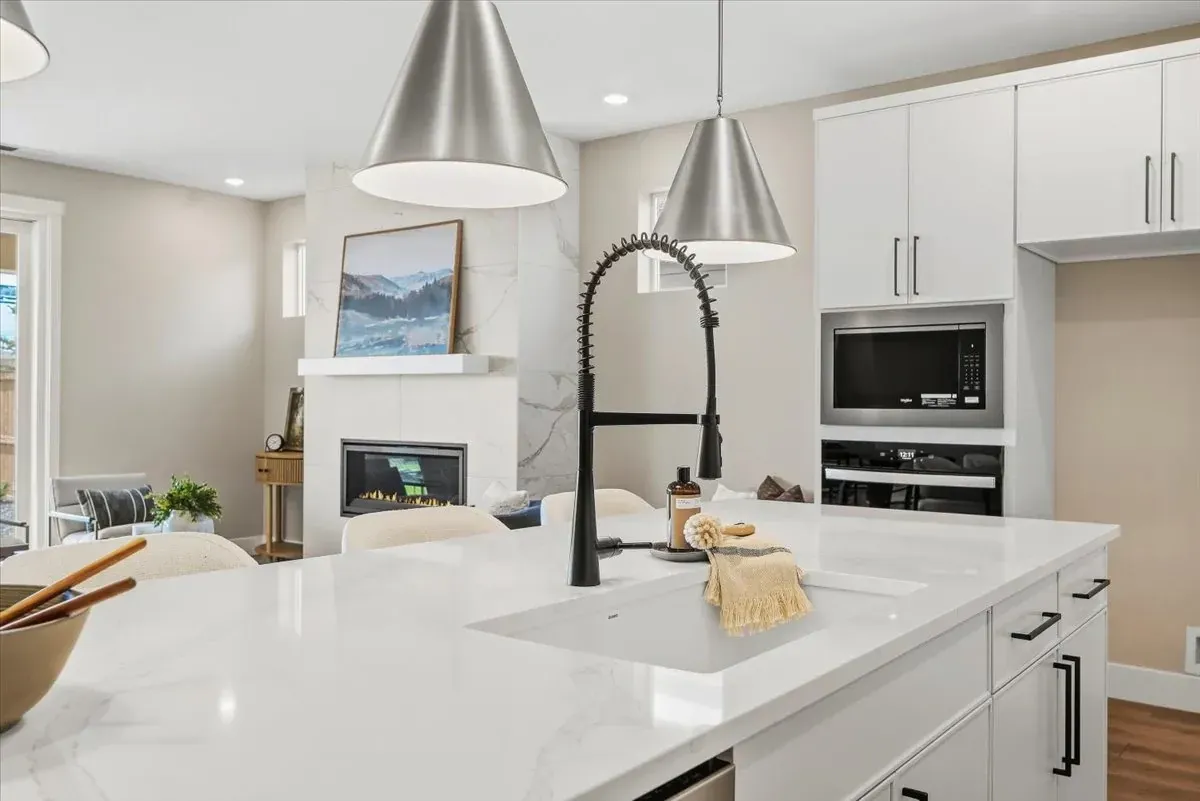 Trilogy Valor Synergy HS 537 Kitchen